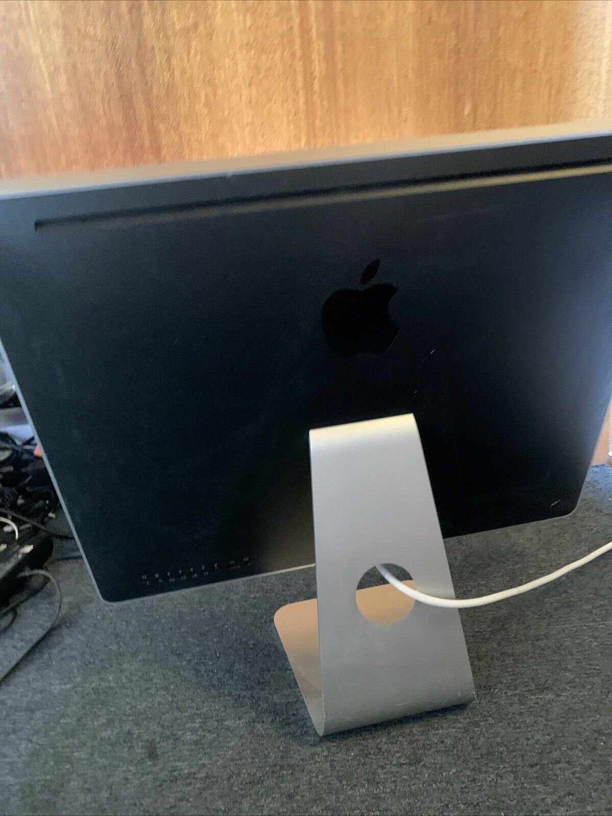 Apple iMac 24" Intel Core 2 Duo 2.93 GHz 4gb RAM 640GB HDD DVD Burner WiFi A1225