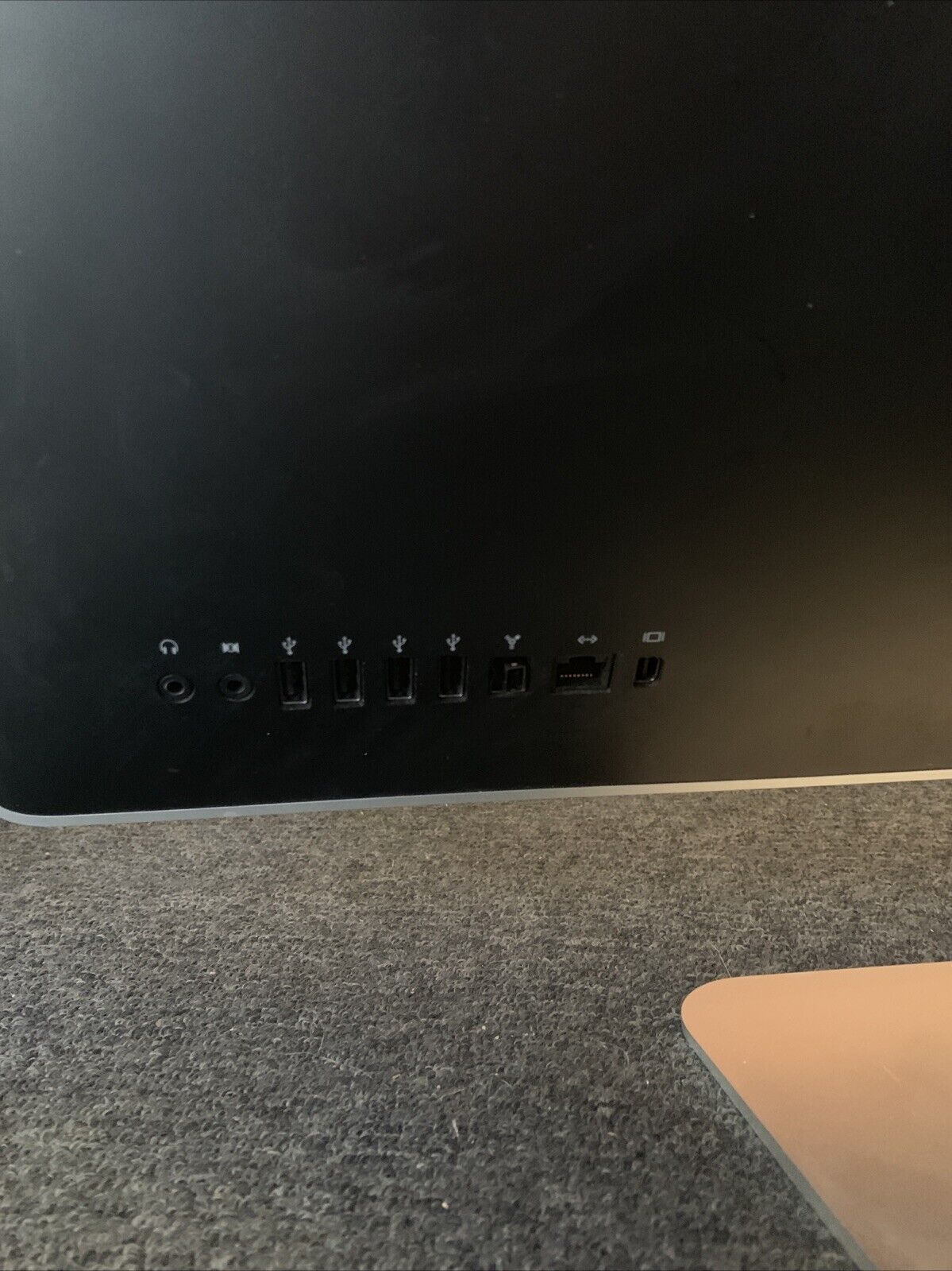 Apple iMac 24" Intel Core 2 Duo 2.93 GHz 4gb RAM 640GB HDD DVD Burner WiFi A1225