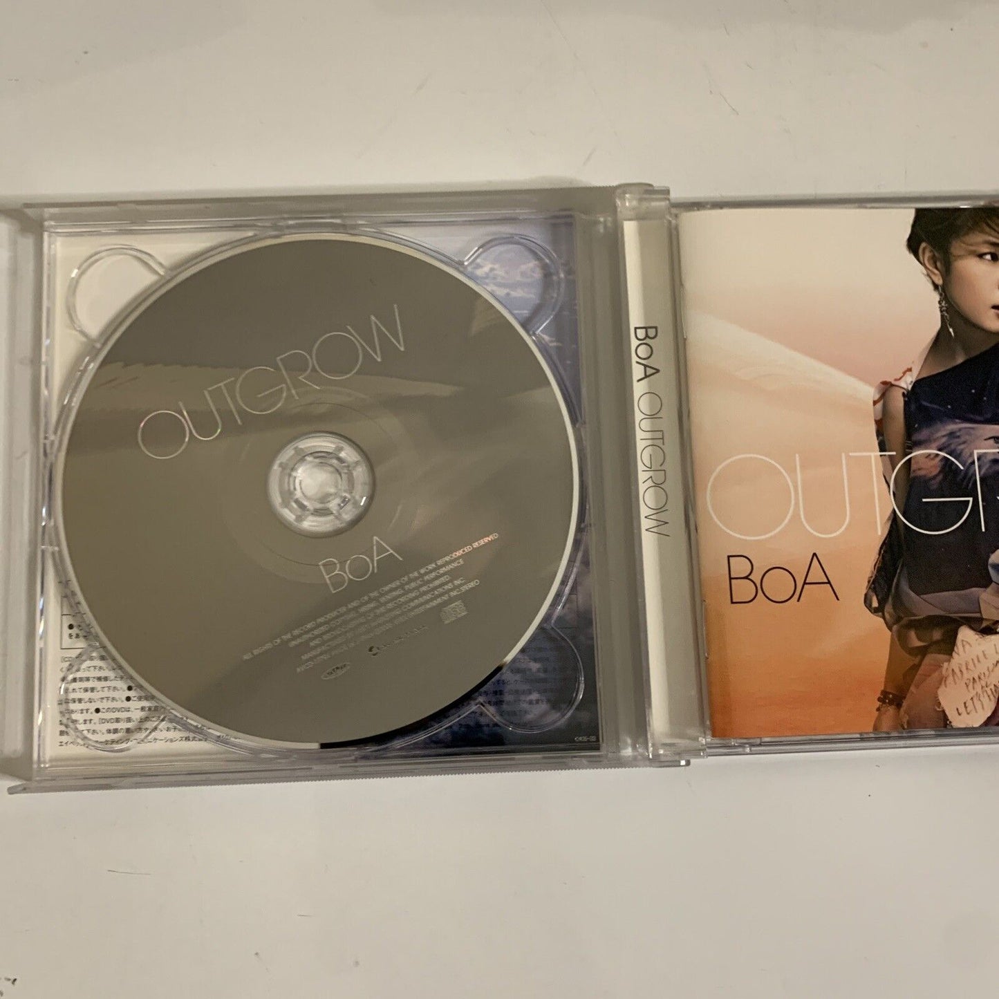 Out Grow by BoA  (CD + DVD, 2006) Album Obi Japan AVCD-17794/B