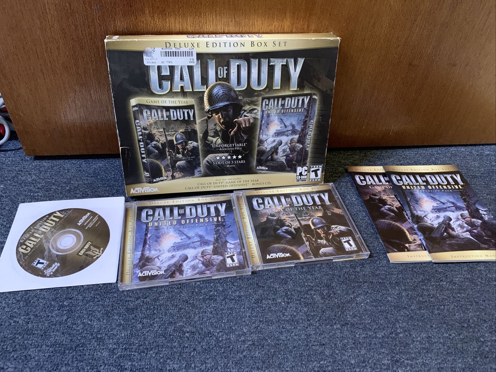 Official Cod Set Call Of Duty Deluxe Edition Box Set *Missing 2 CD – Retro Unit