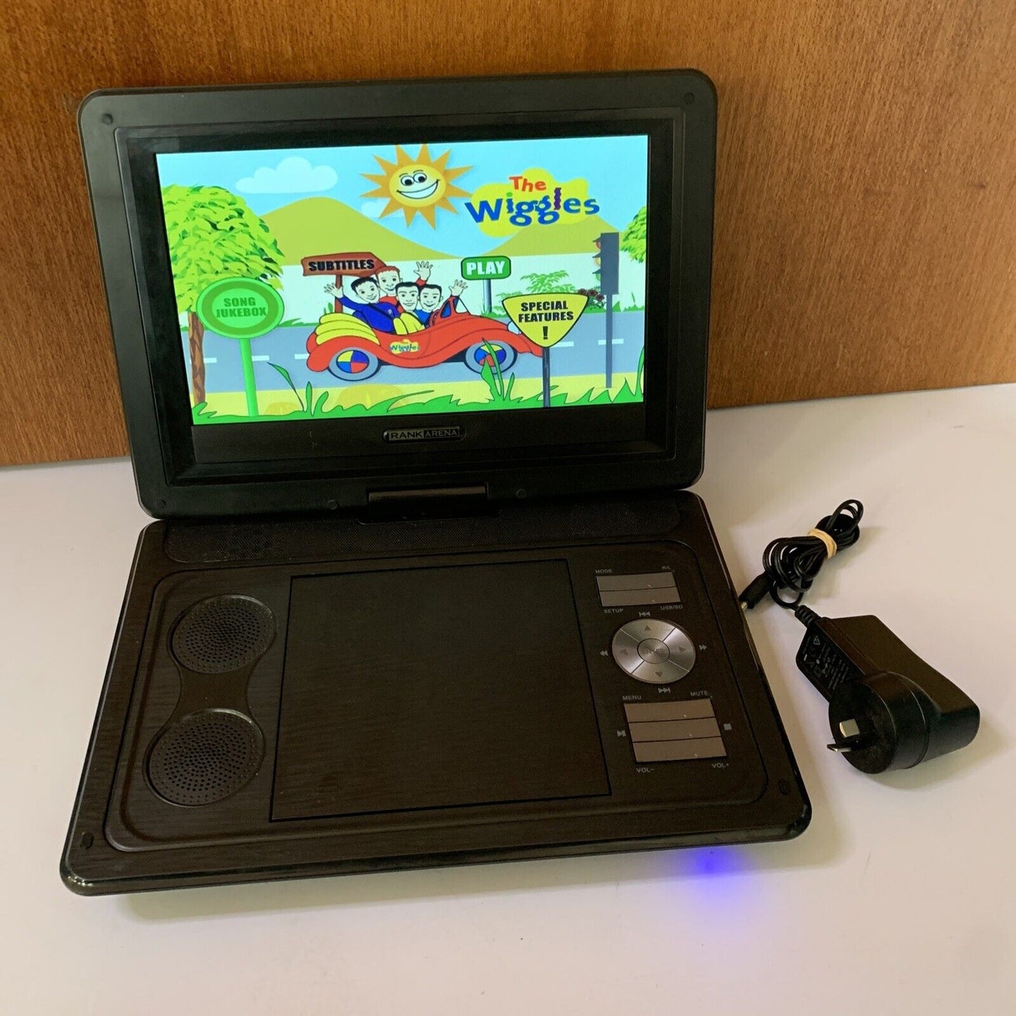 RankArena 10.1" Portable DVD Player RA37 With AC Adapter Region 4