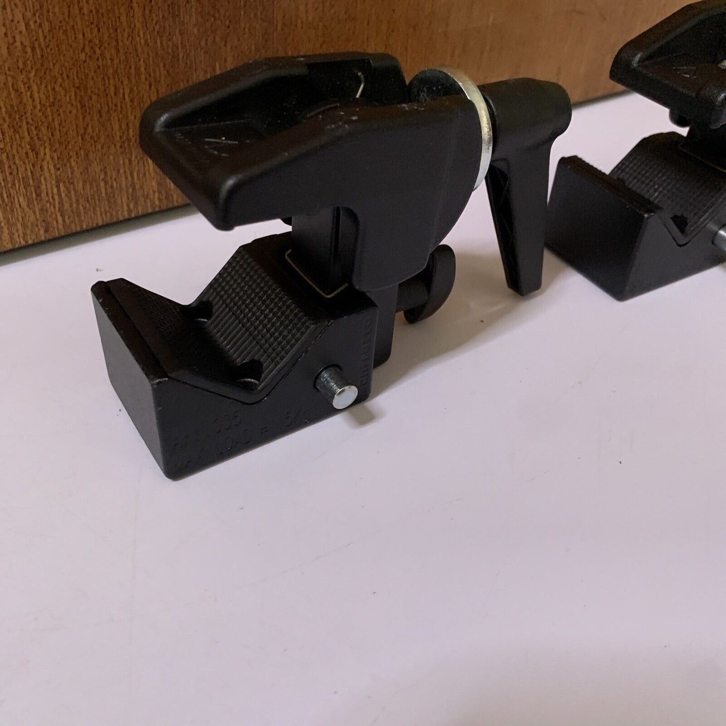 2x Manfrotto 035 Super Clamp Art 035