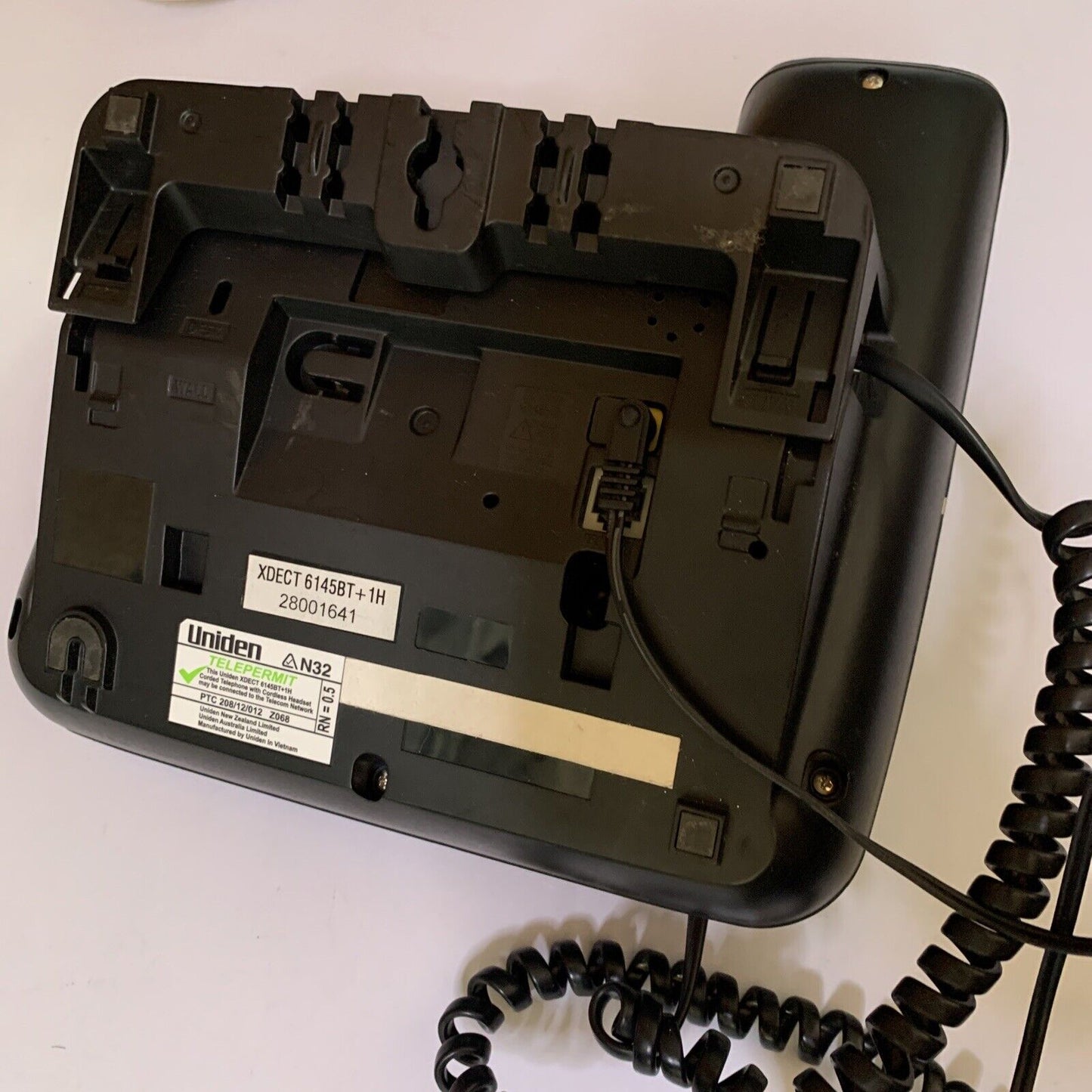 Uniden XDECT 6145BT Telephone Corded with Bluetooth NBN Compatible
