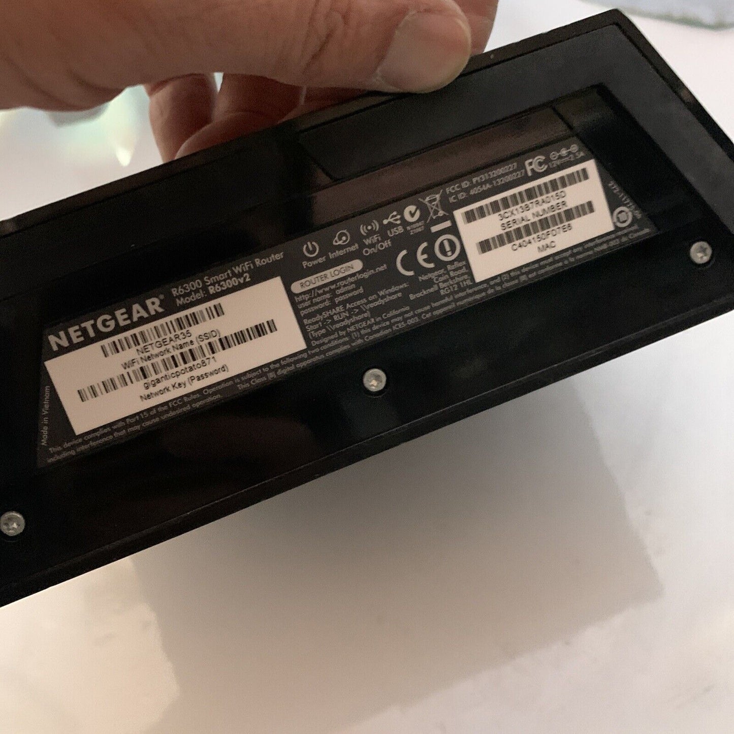 Netgear R6300 Smart WiFi  Dual Band Gigabit Wireless Router NBN Compatible