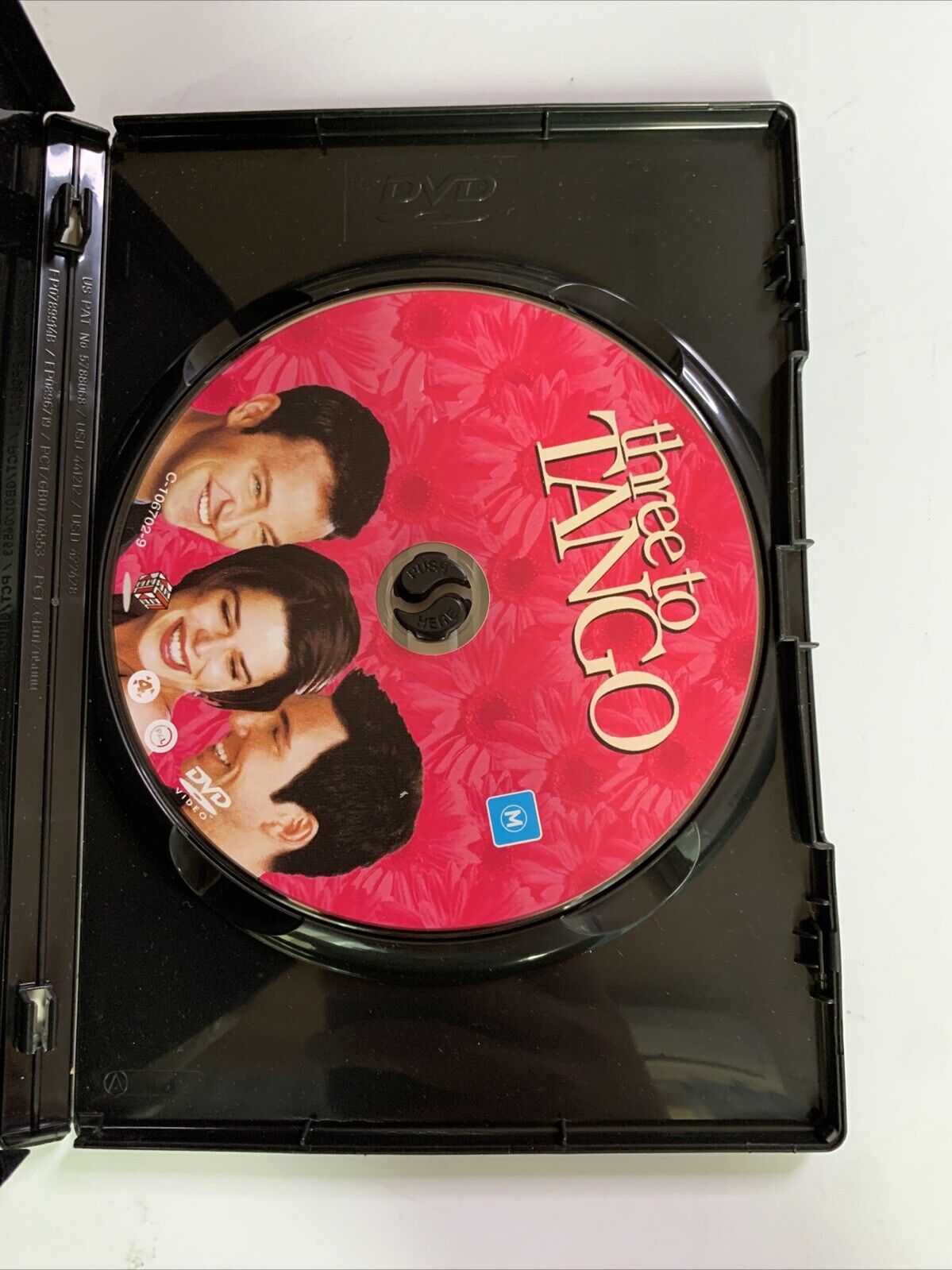 Three to Tango (DVD, 1999) Matthew Perry, Dylan McDermott, Neve Campbell Region4