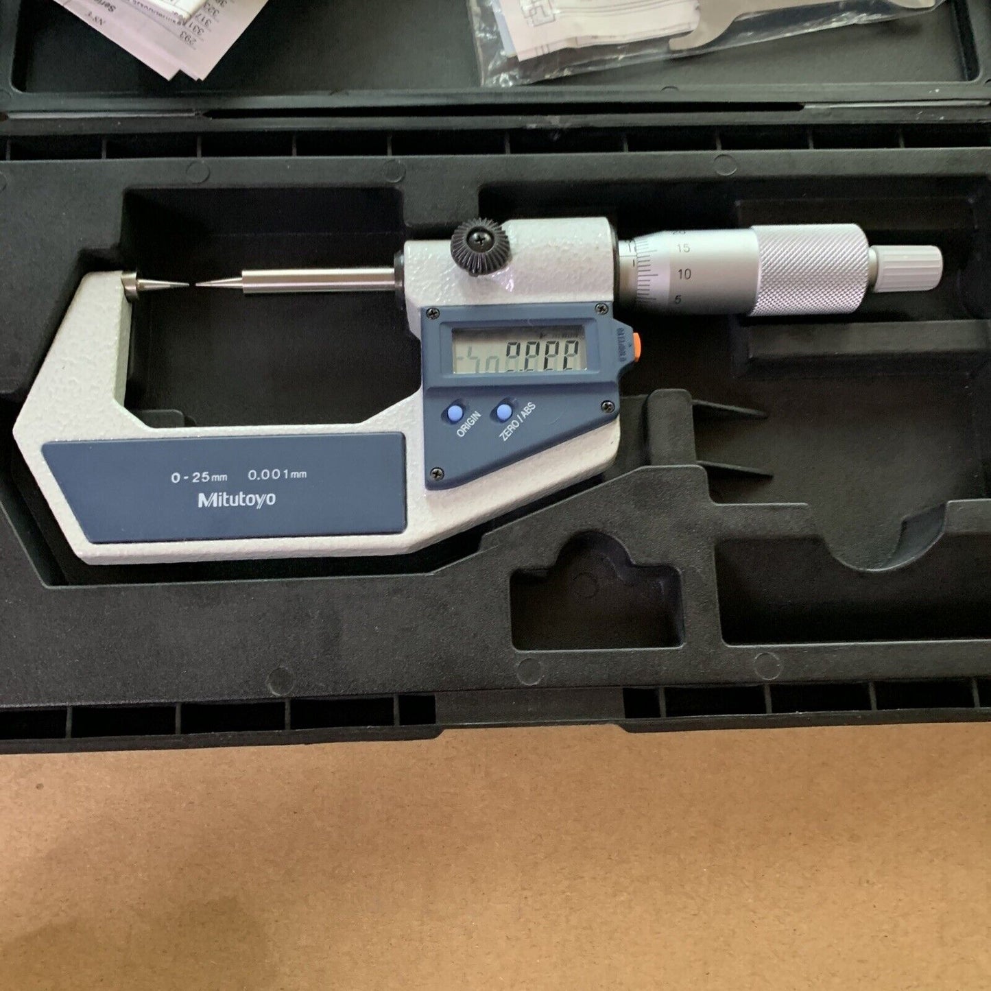 Mitutuyo Inside Caliper Micrometer 0-25mm 0.001mm 345-511-30 *LCD Display Issue