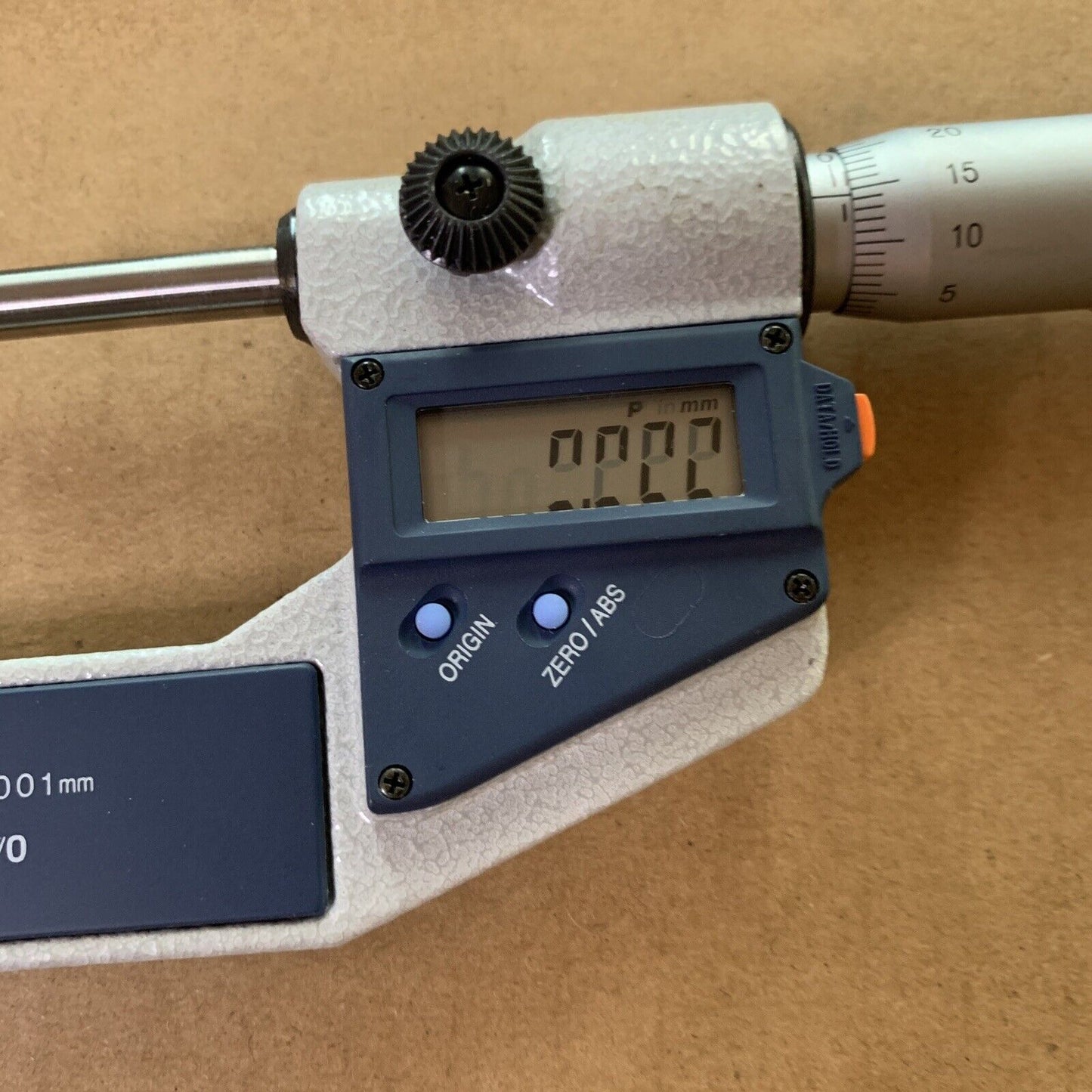 Mitutuyo Inside Caliper Micrometer 0-25mm 0.001mm 345-511-30 *LCD Display Issue