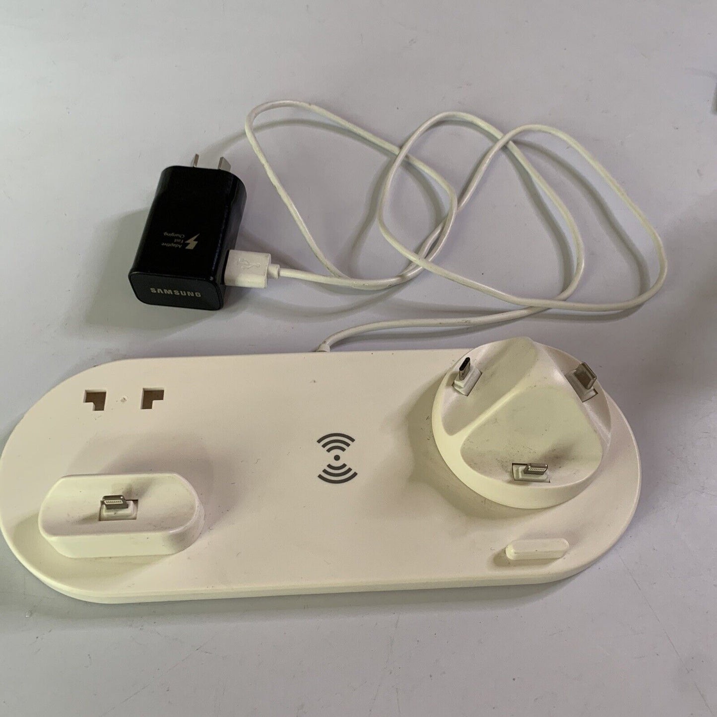 Fast Wireless Charger Stand Charging Dock For iPhone Watch Earphone