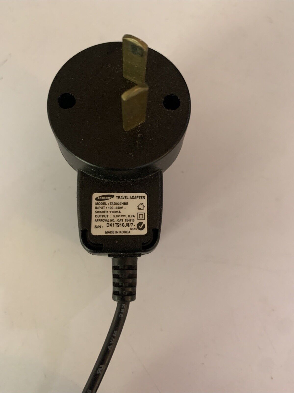 Genuine Samsung Travel Adaptor TAD037HBE 5V 0.7A Mobile Charger