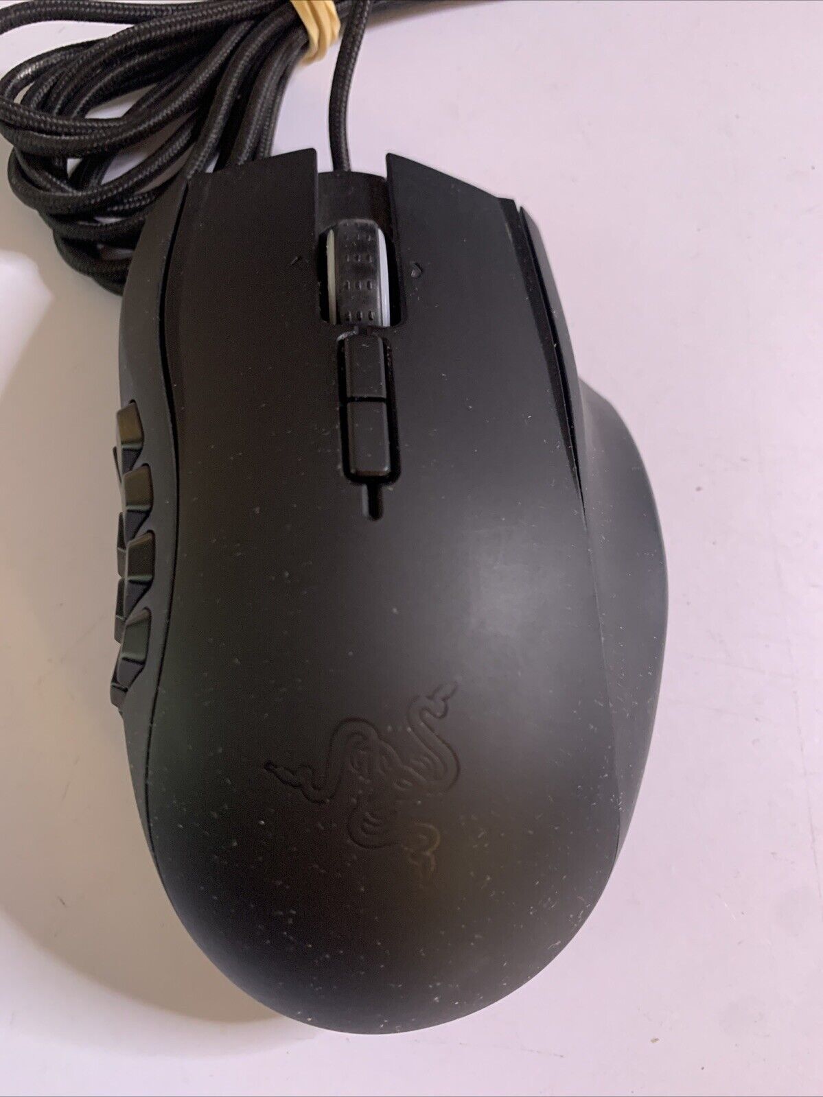 Razer Naga Ergonomic Gaming Mouse 12 Programmable Buttons RZ01-0104 ...