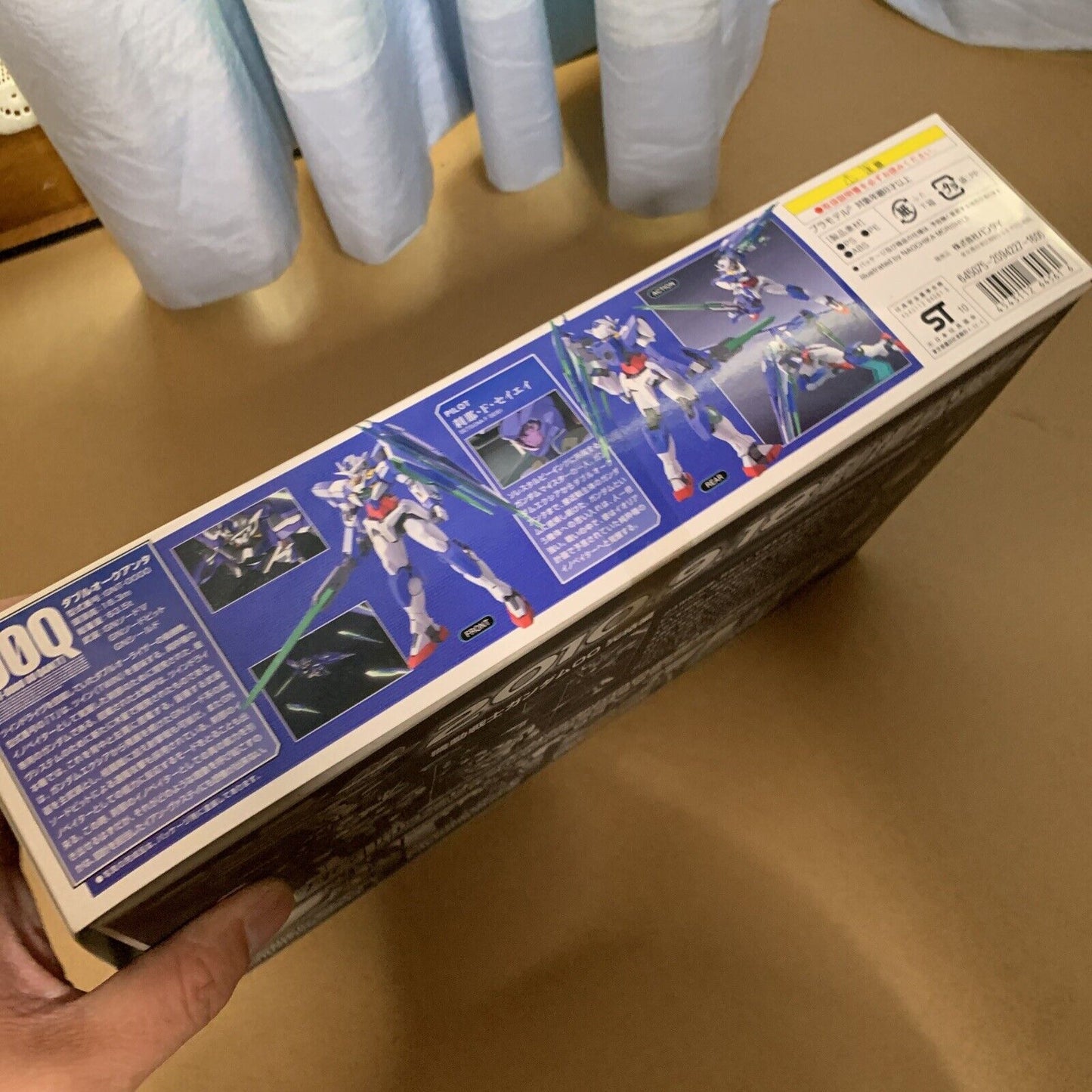 GNT-0000 Double O Quanta Mobile Suit Gundam 00 HG 1/144 Bandai Gunpla 2010 NEW