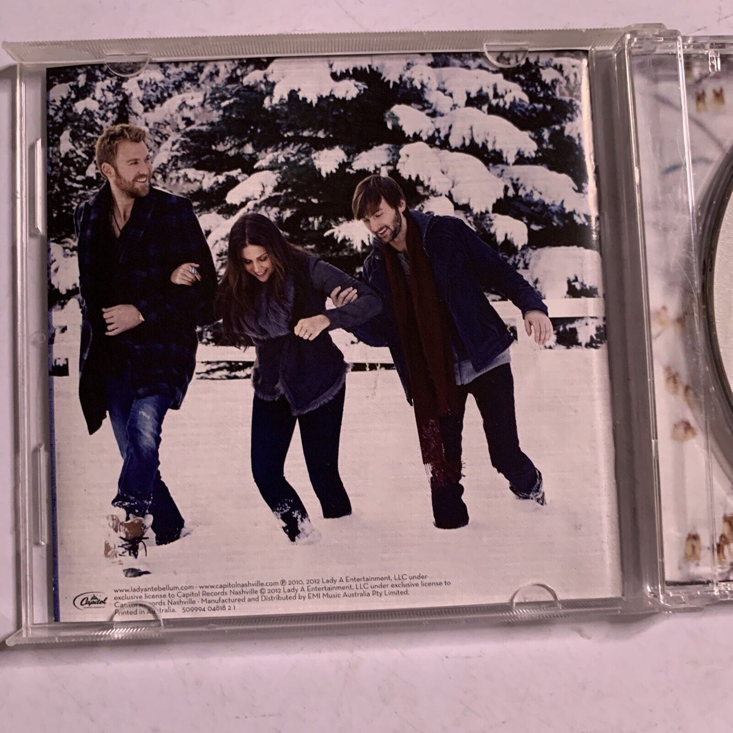 Lady Antebellum – On This Winter's Night (CD, 2012) Album