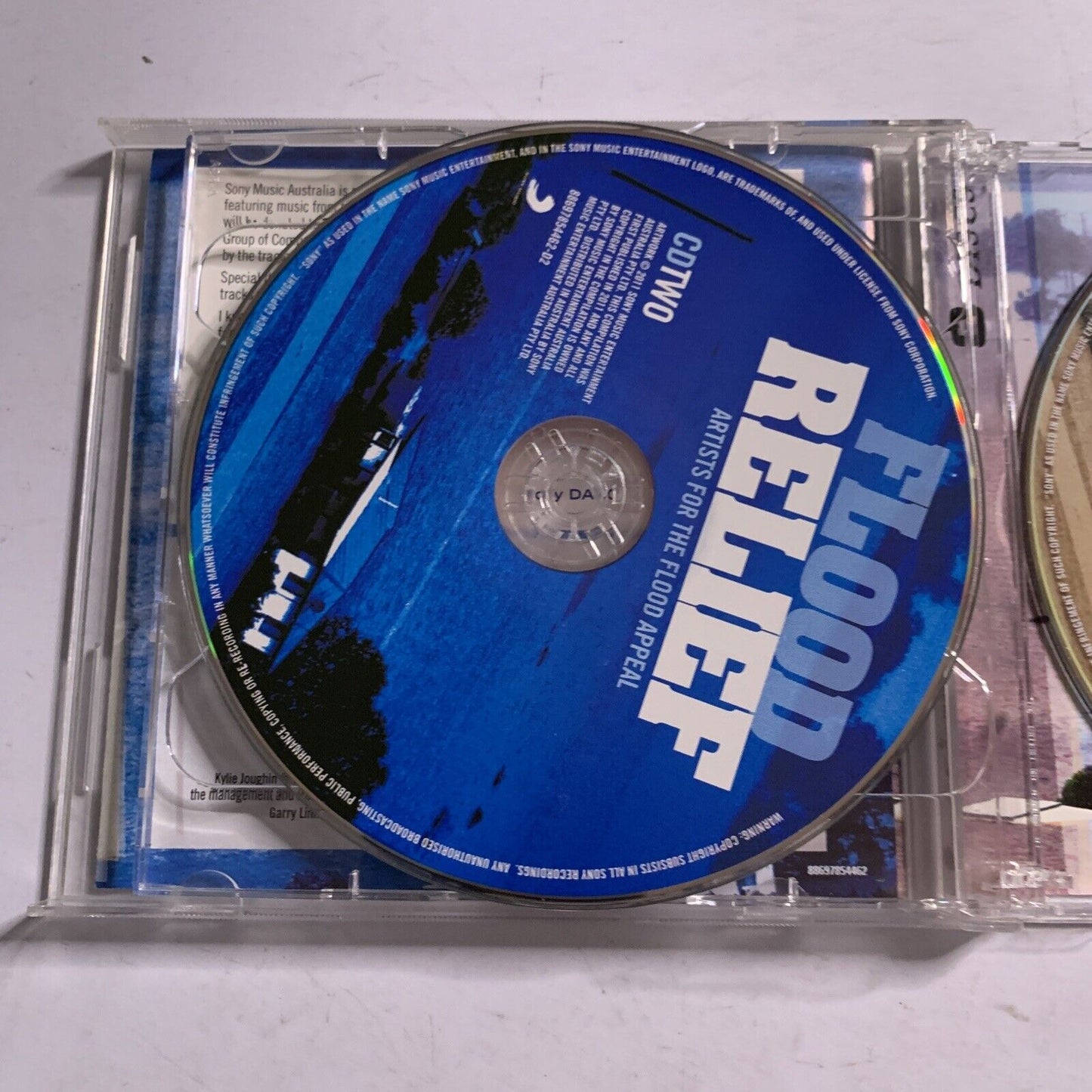 Flood Relief Artist For The Flood Appeal (CD, 2011, 3-Disc) Album