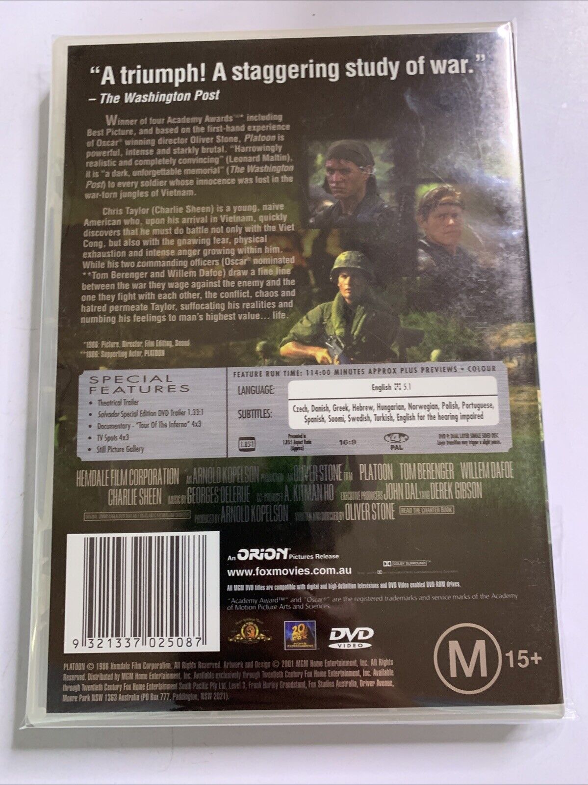 Platoon (DVD, 1986) Charlie Sheen, Willem Dafoe, Tom Berenger Region 4  NEW