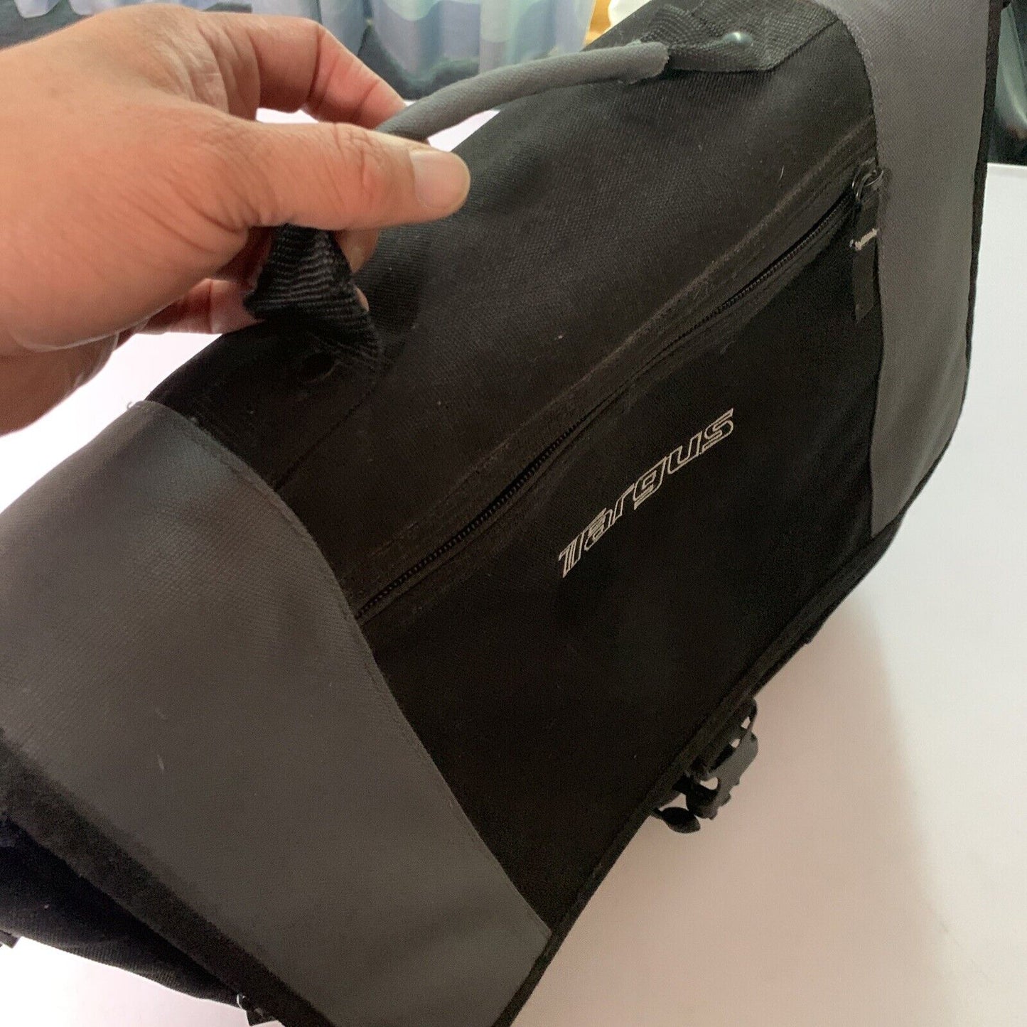 Targus Laptop Bag for 13" to 17" Notebook Laptop 42cm x 35 cm