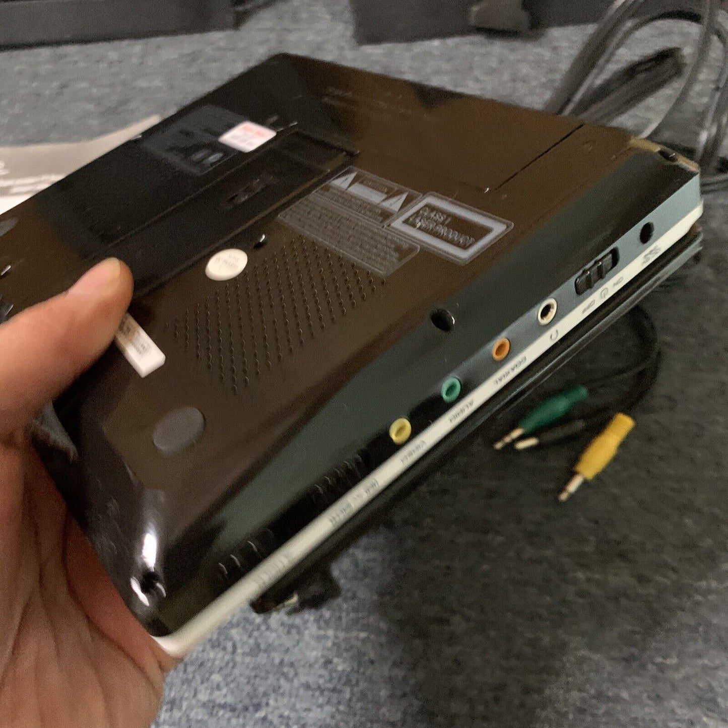 Base Dual Screen 7" Portable DVD Player USB SD Card with Power supply