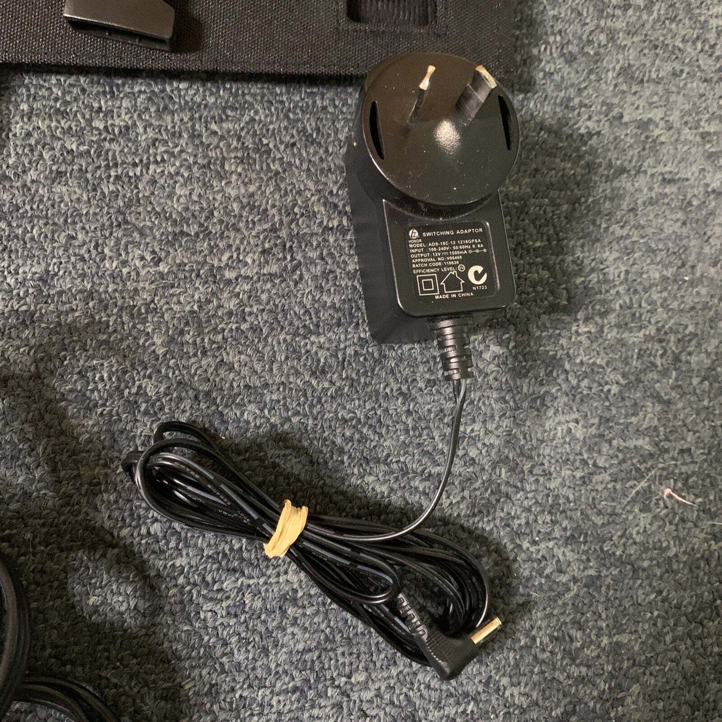 Base Dual Screen 7" Portable DVD Player USB SD Card with Power supply