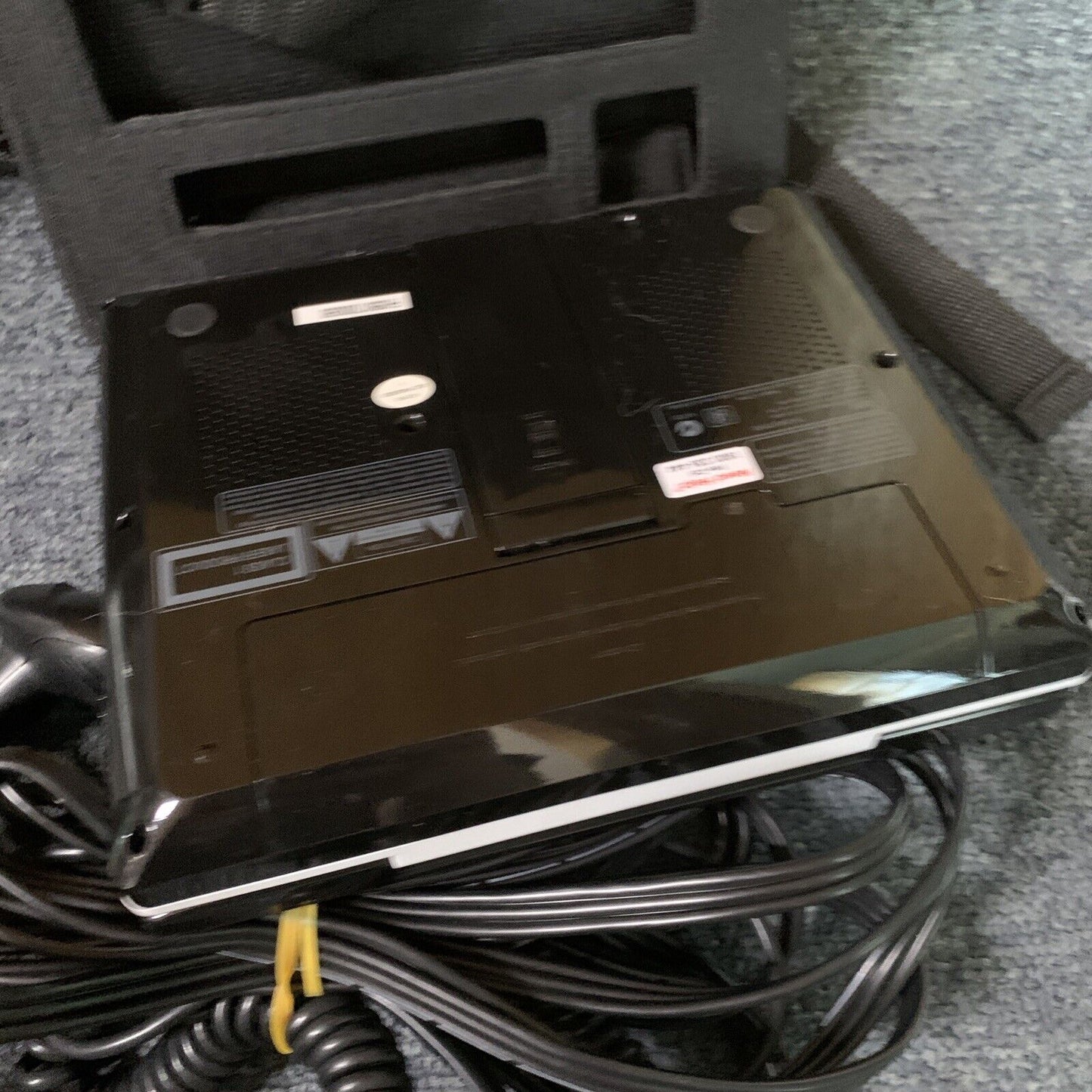 Base Dual Screen 7" Portable DVD Player USB SD Card with Power supply