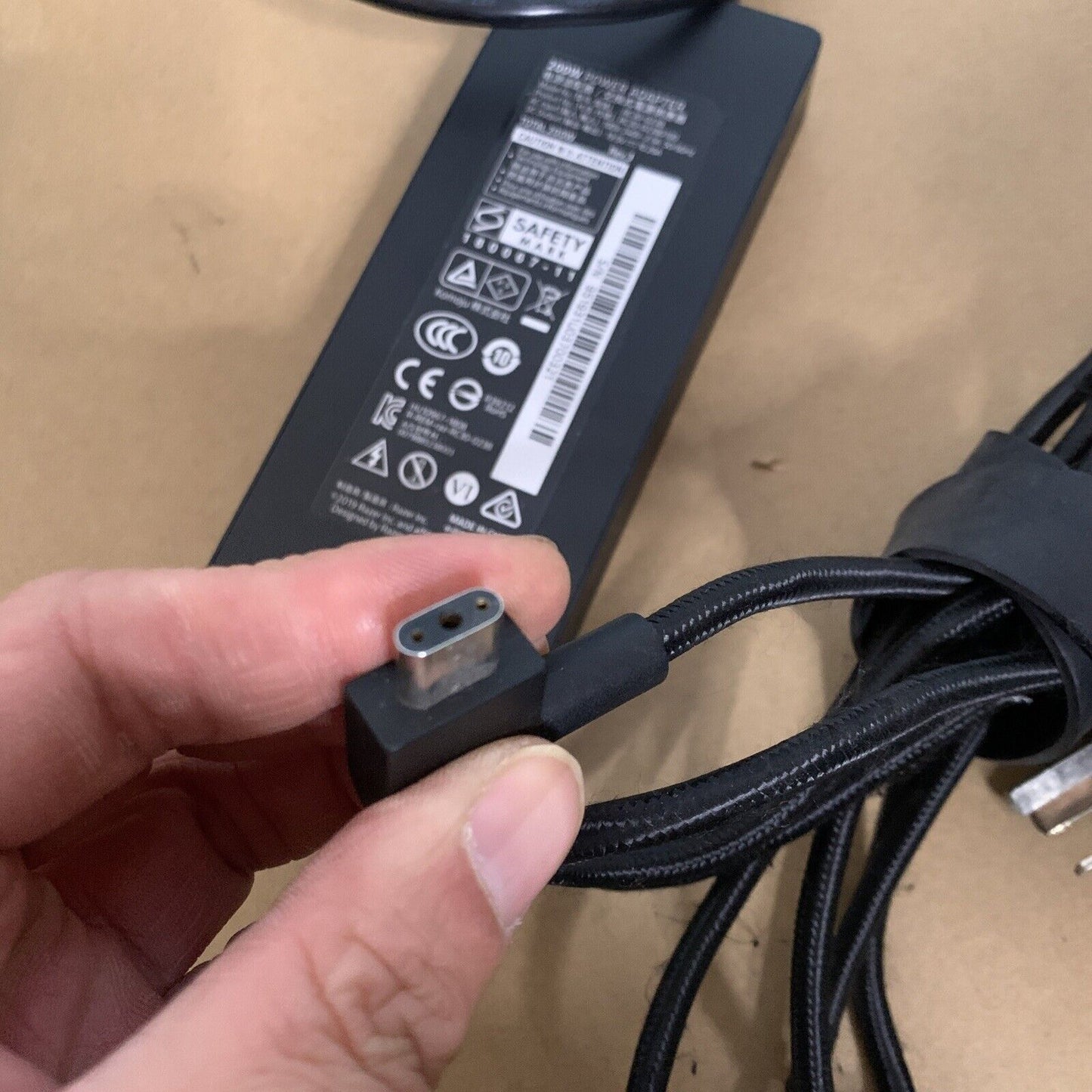 Razer 200W Power Adapter RC30-0238 Blade 15 Laptop Power Supply 19.5V 10.26A