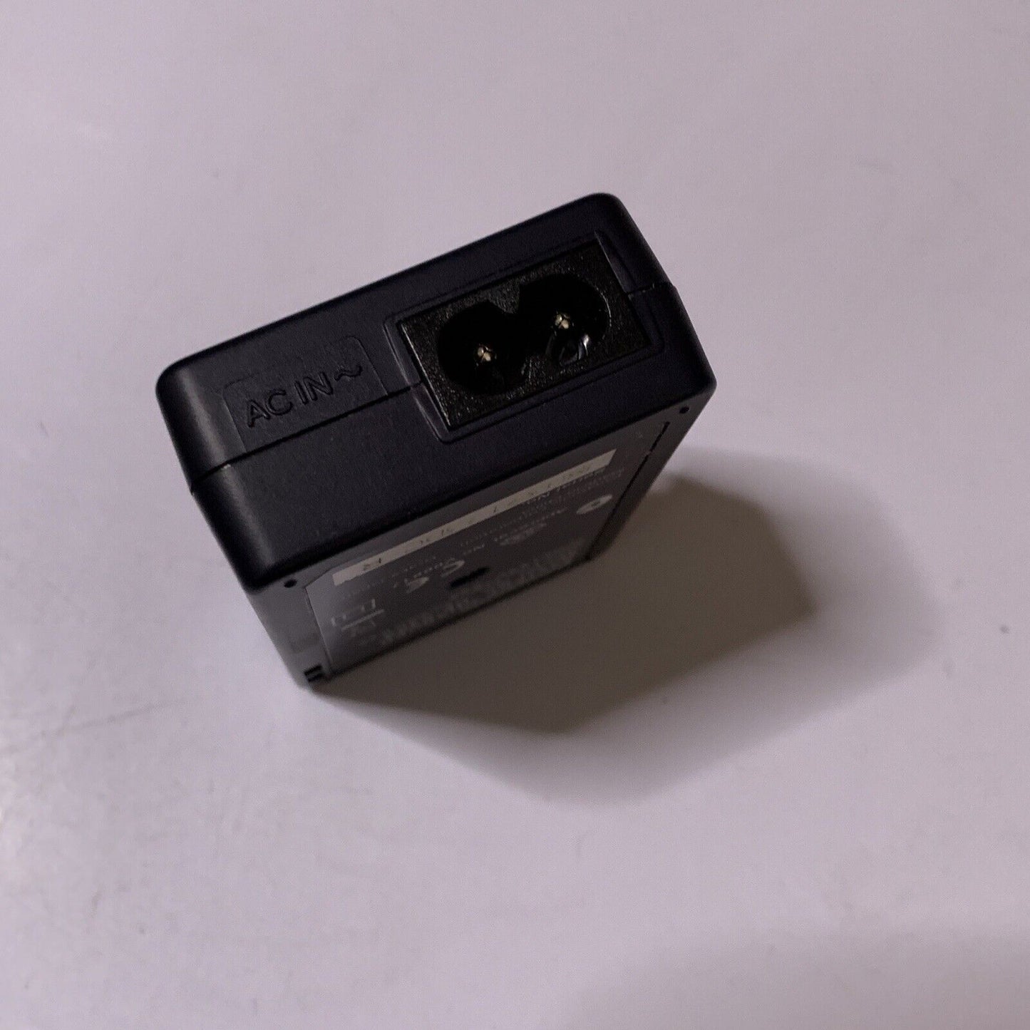 Genuine Panasonic Lumix DE-A40 Battery Charger for CGA-S008 S008E DMW-BCE10 BCE1