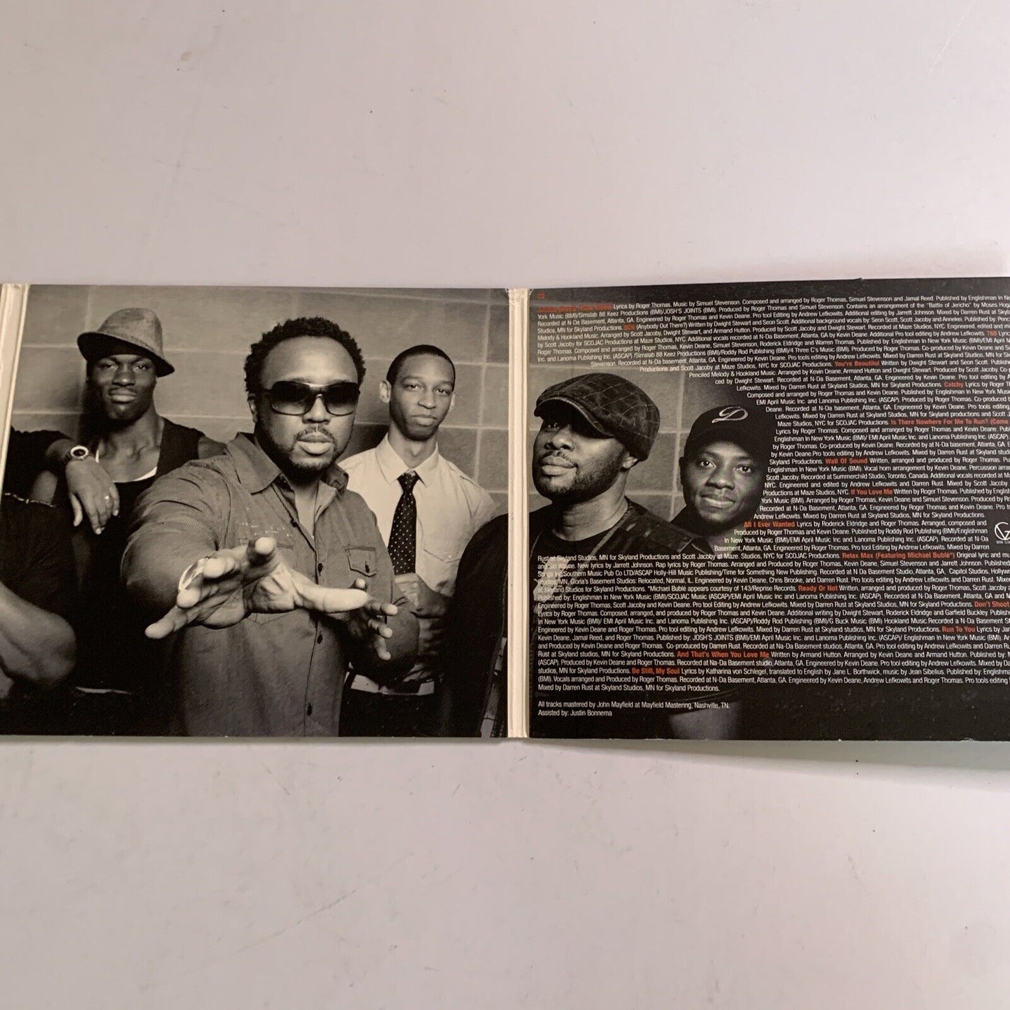 Vocalplay by Naturally 7 (CD + DVD, 2010, CD Enhanced) Digipak