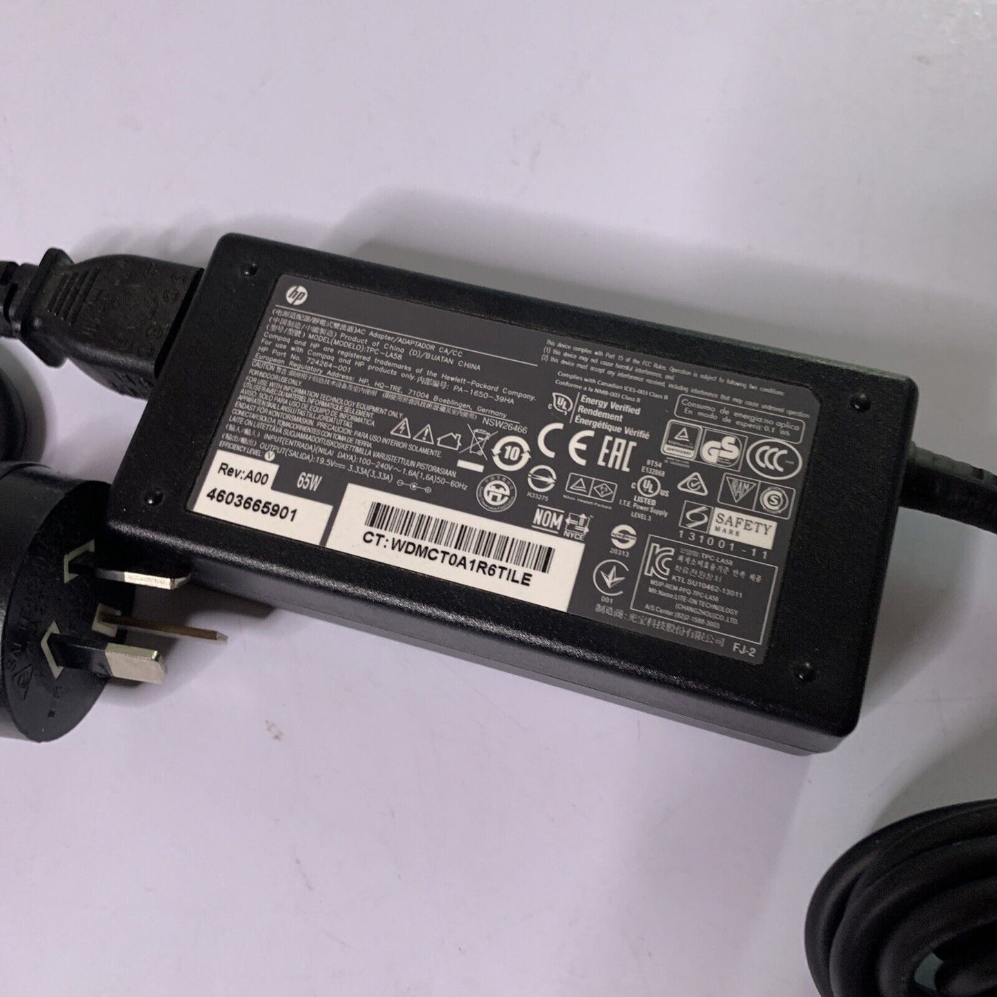 Genuine HP TPC-LA58 Laptop Power Supply 724264-001 Charger 65W 19.5V 3.33A