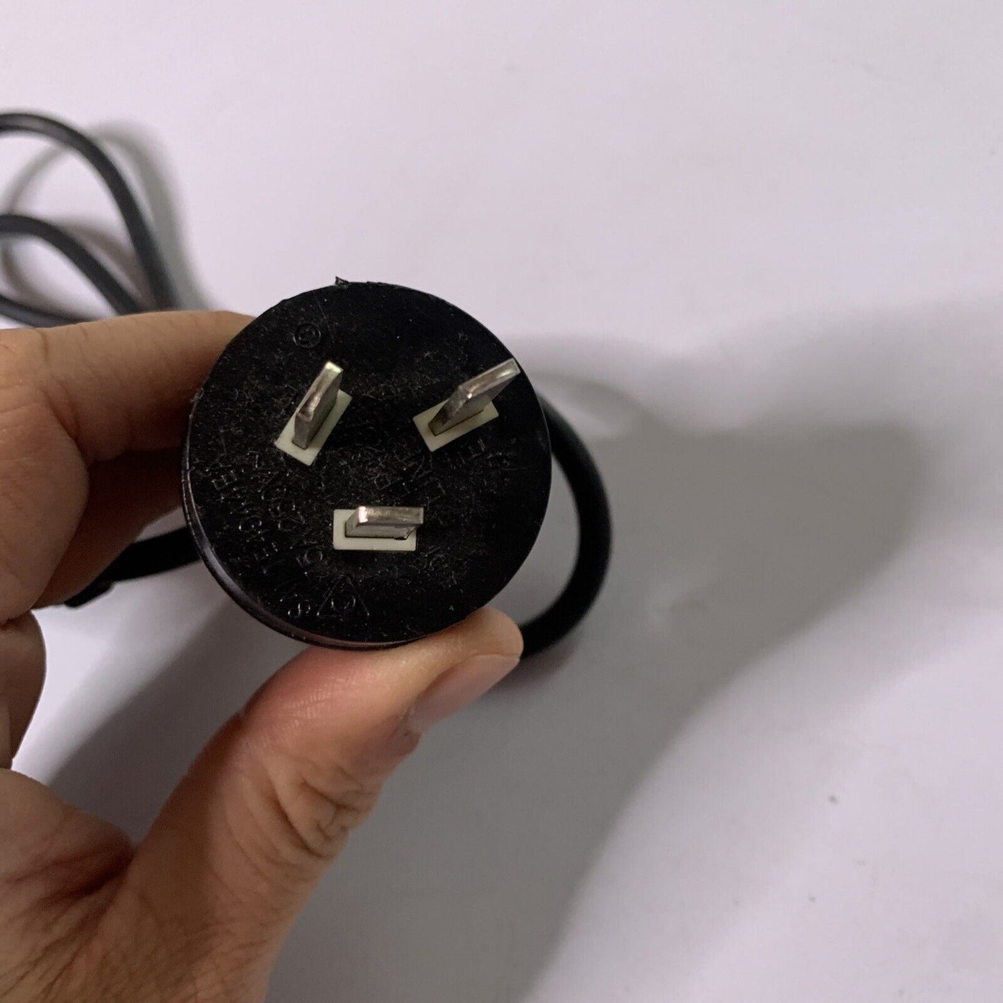 Genuine HP TPC-LA58 Laptop Power Supply 724264-001 Charger 65W 19.5V 3.33A