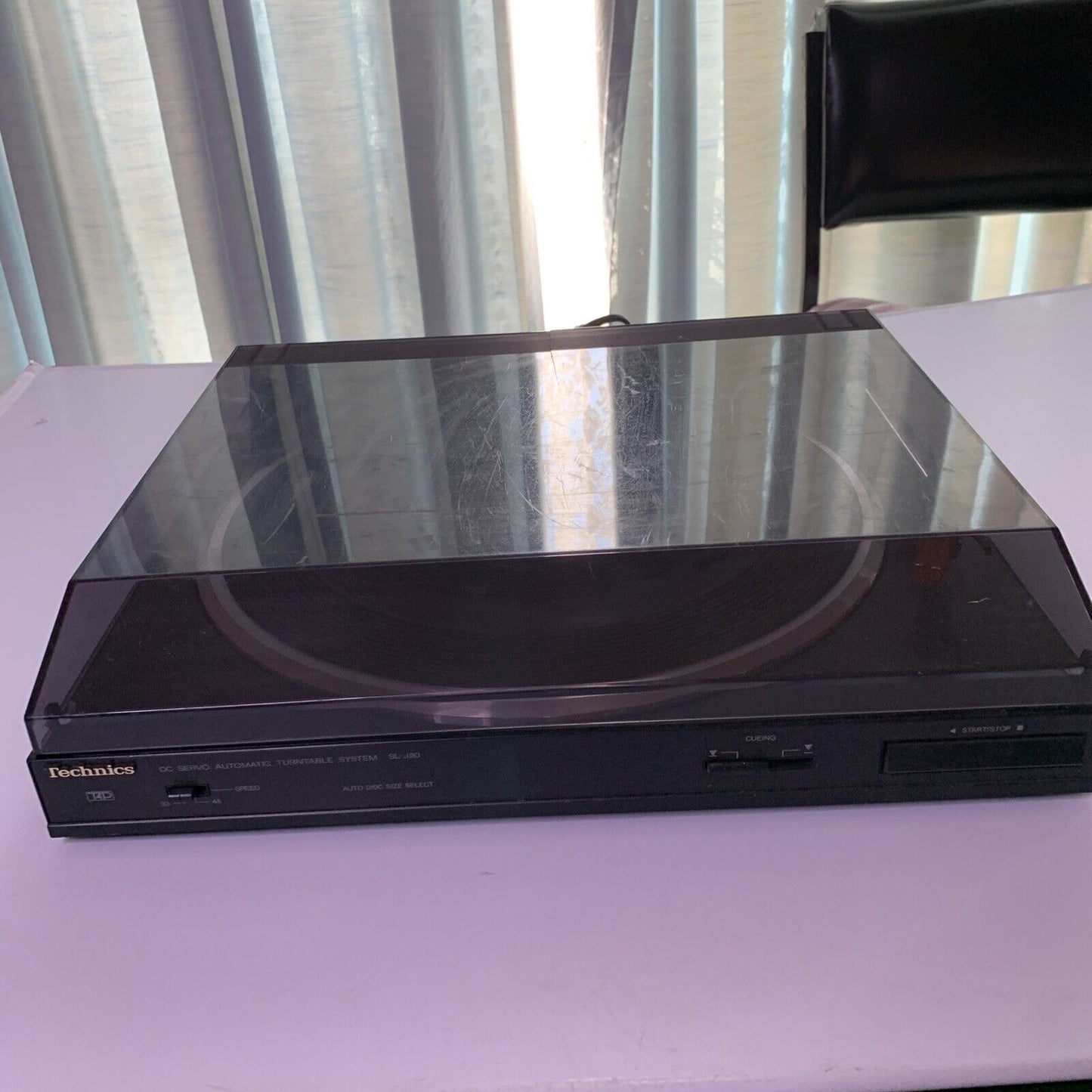 Technics SL-J90 Turntable Made In Japan *Lid Broken + Requires Needle replacemen