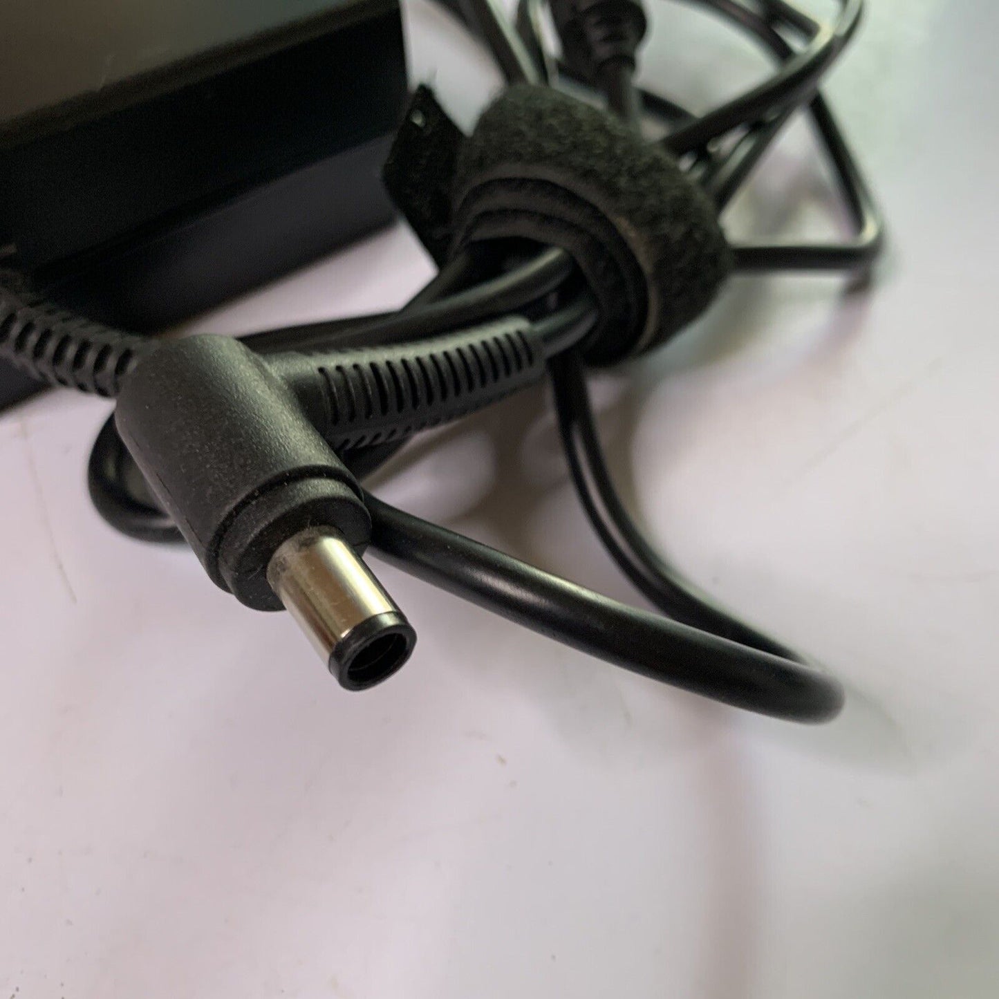 Genuine HP Power Supply 681059-001 AC Adapter 19.5V 9.23A 180W