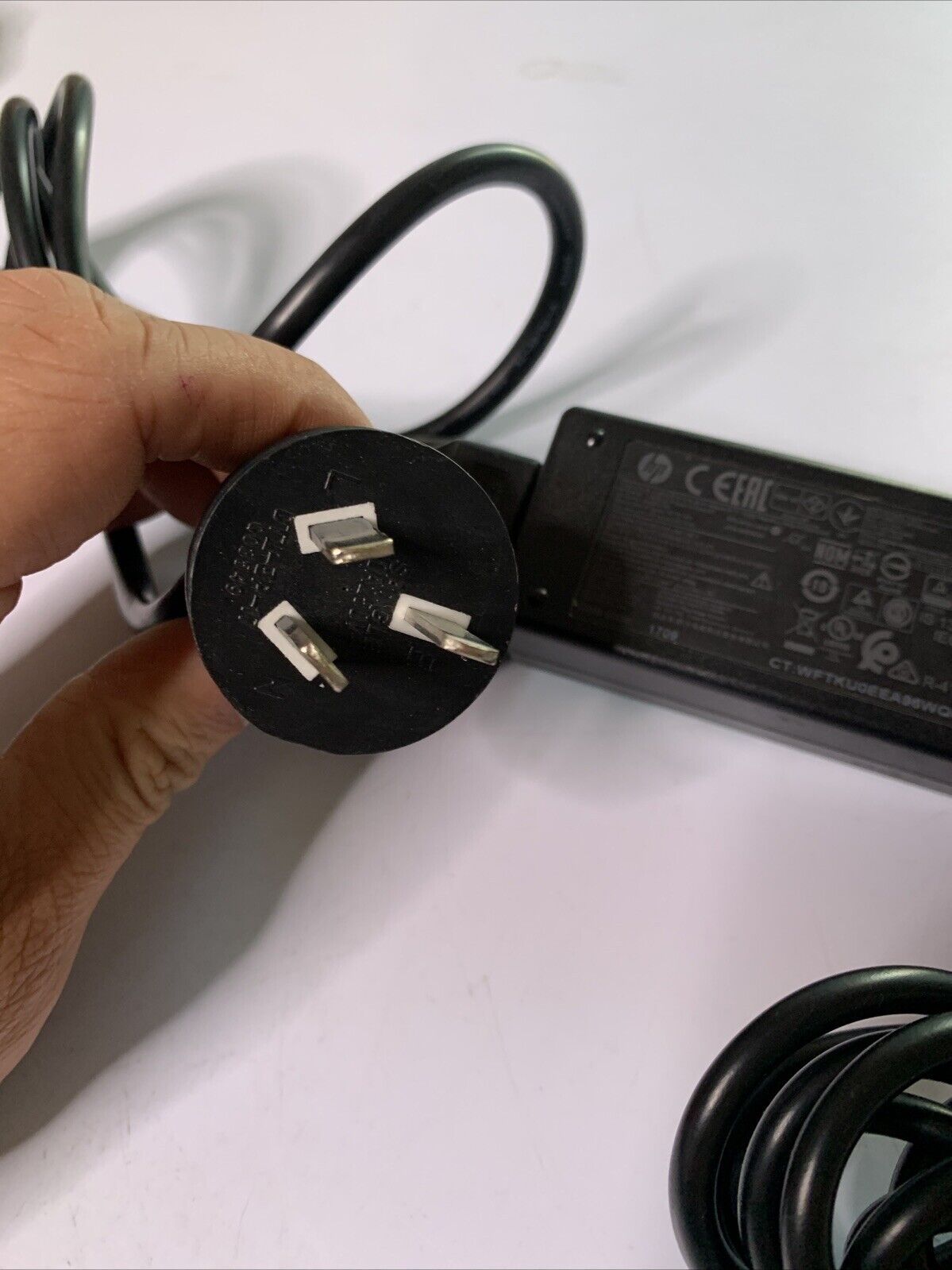 Genuine HP HSTNN-CA04 Laptop Notebook Power Supply 19.5V 2.31A