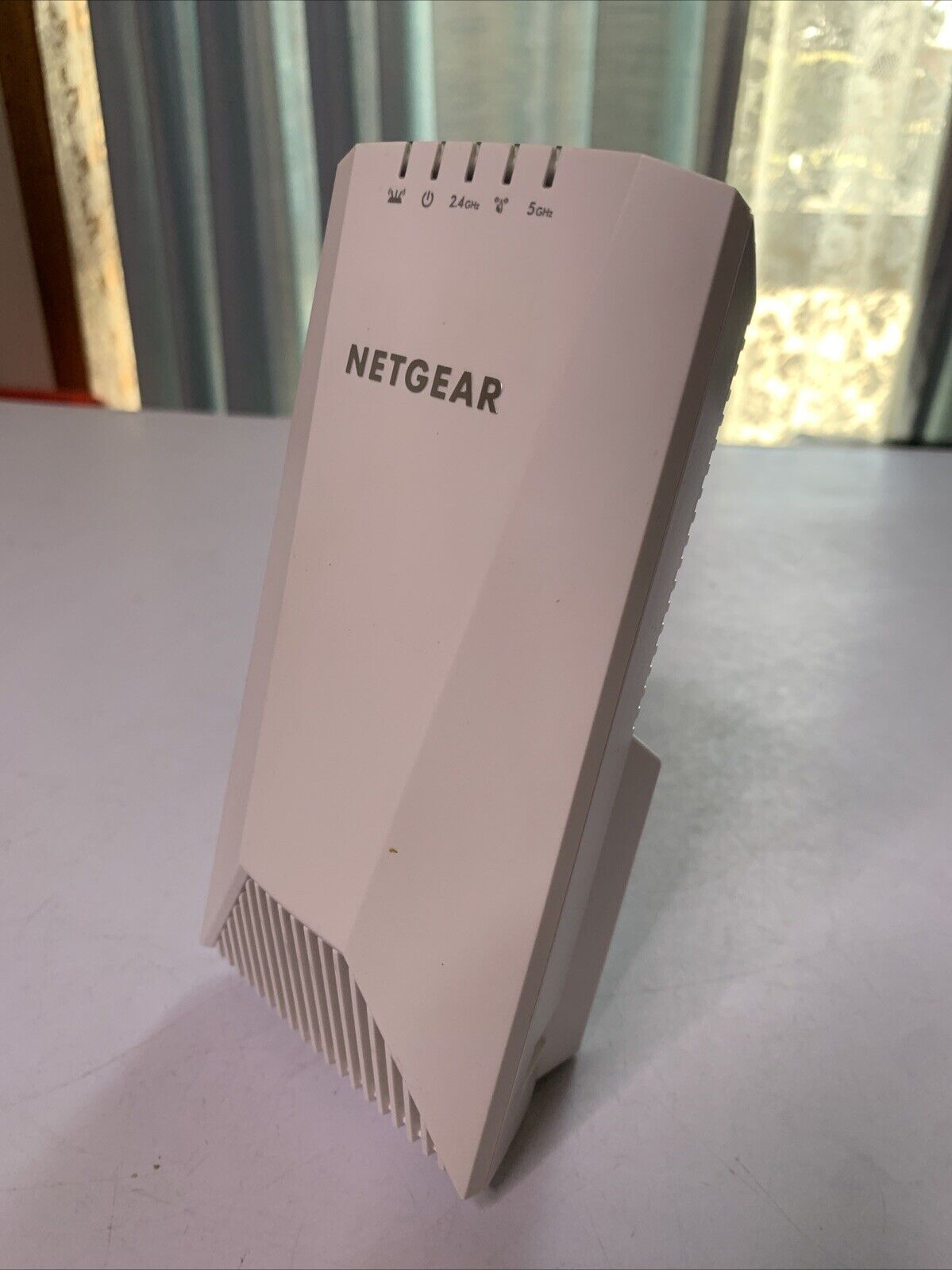 Netgear Nighthawk X45 AC2200 Tri-Band WiFi Mesh Range Extender EX7500