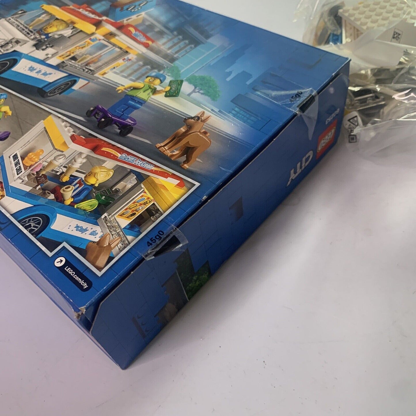 LEGO City Ice-Cream Truck 60253 Uncounted Incomplete