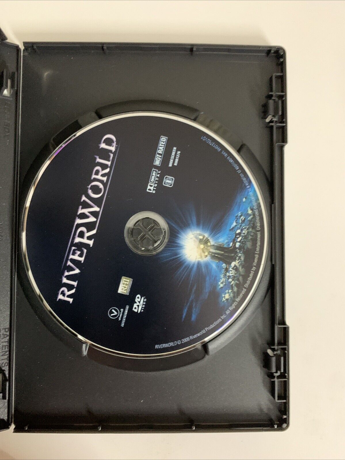 Riverworld (DVD, 2010) Tahmoh Penikett, Mark Deklin, Peter Wingfield Region 1