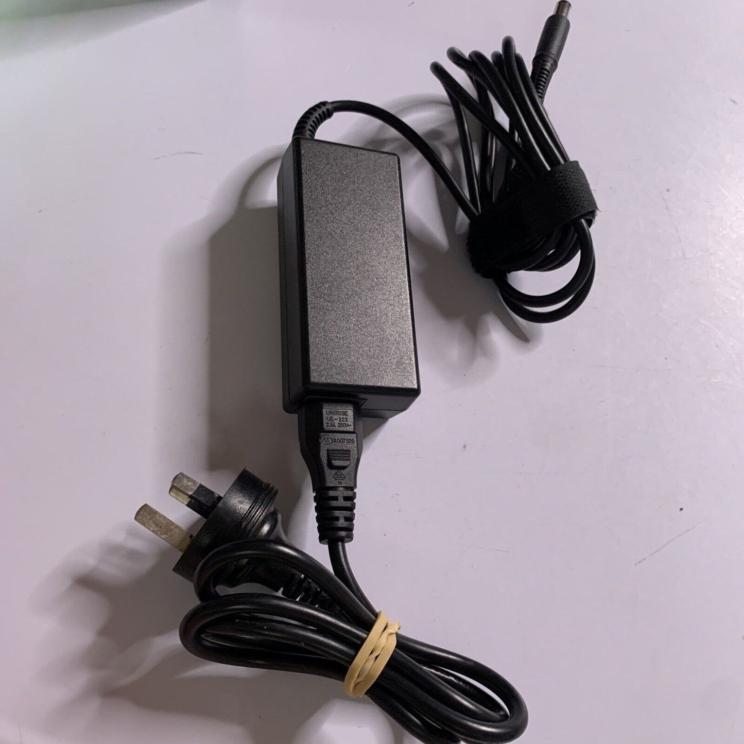 Genuine HP PPP009L-E AC Adapter 19.5V 3.33A Power Supply PA-1650-32HJ 677774-001
