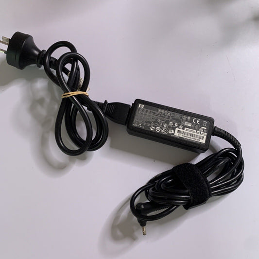 Genuine Hewlett Packard HP HSTNN-LA18 Laptop Power Supply PA-1400-18HB 19.5V 2A