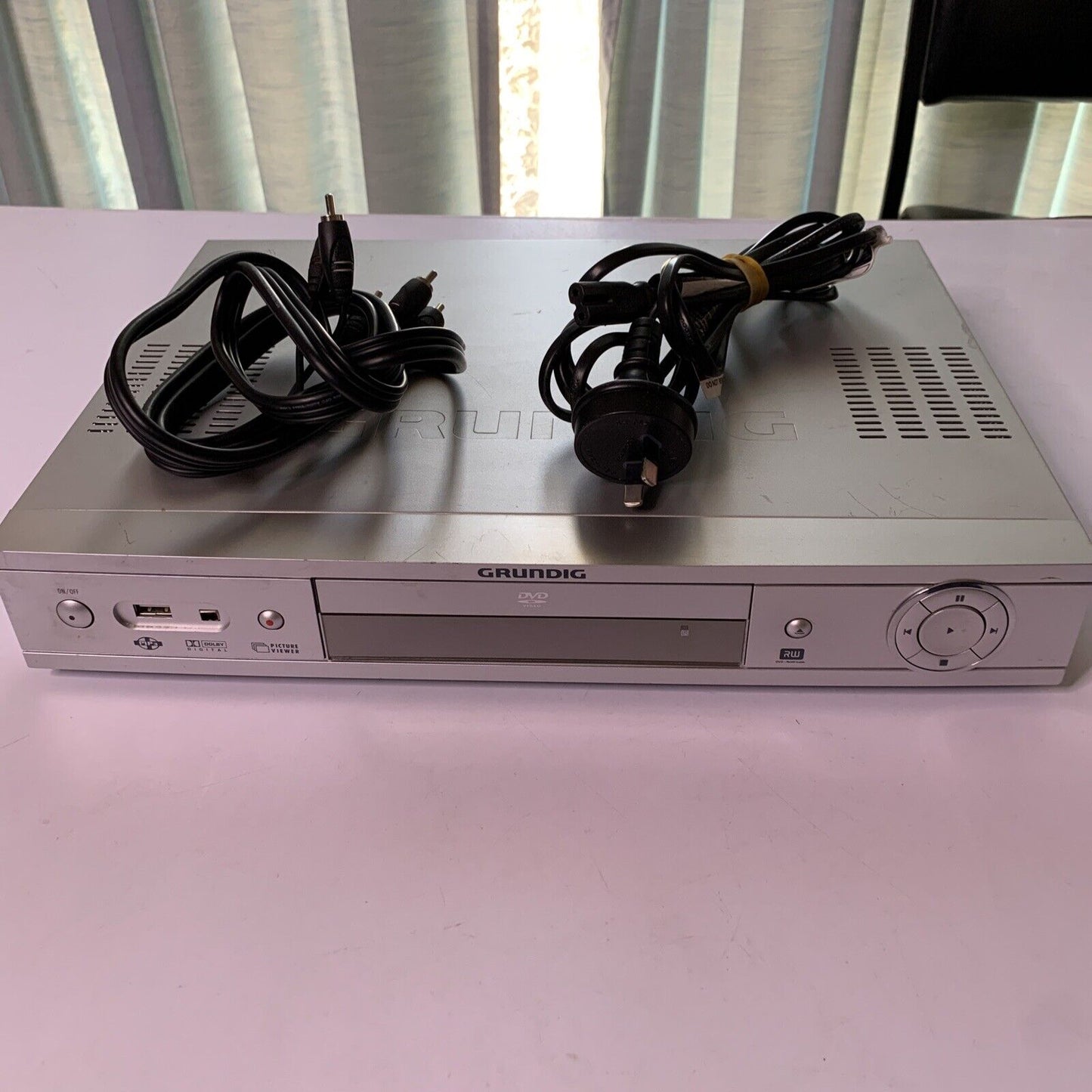 Grundig DVD Recorder GDR 4500/SAA *No Remote