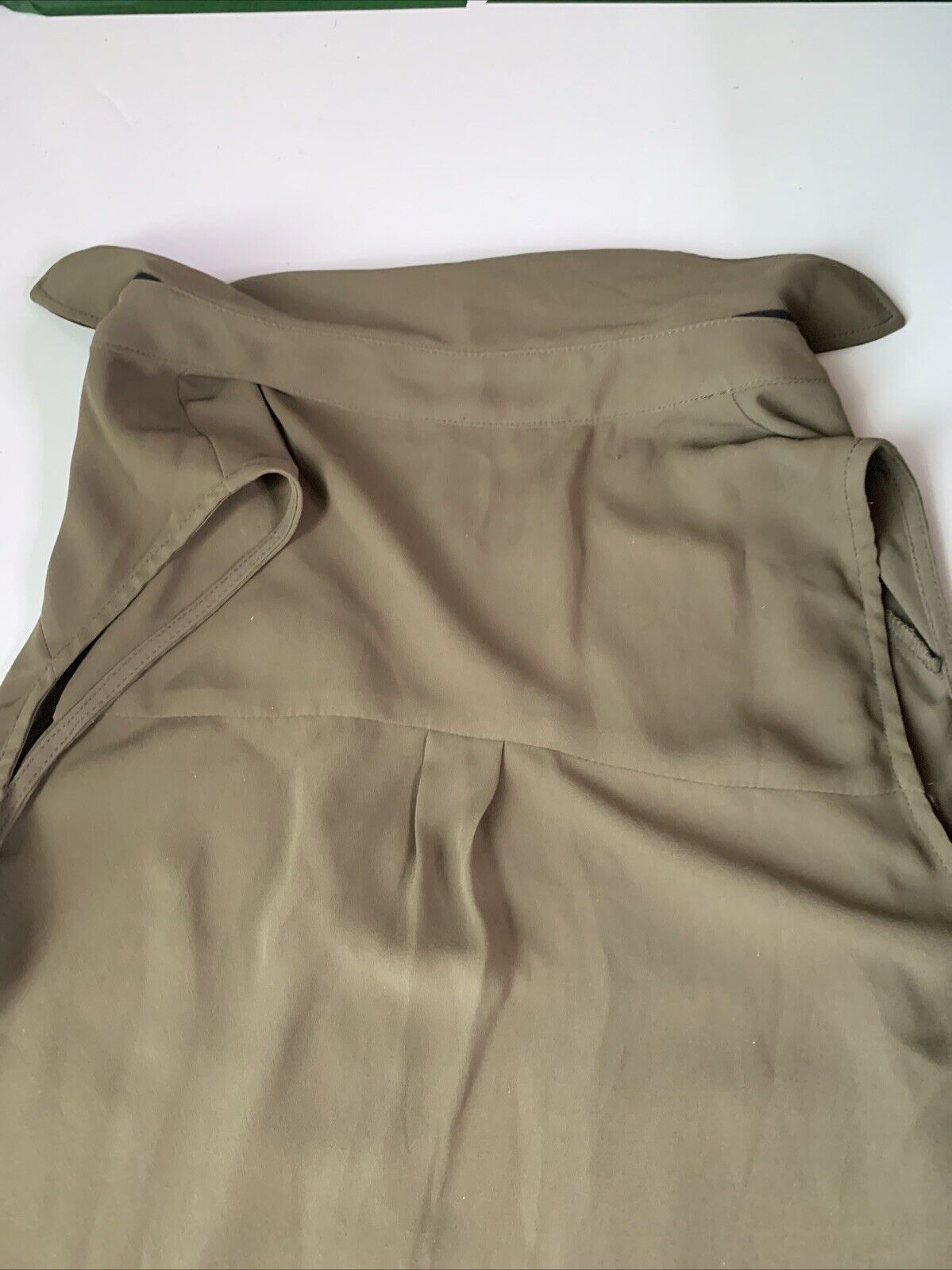 Portmans Vest Women's Shirt Sleeveless Khaki Polyester Size 8 Medium