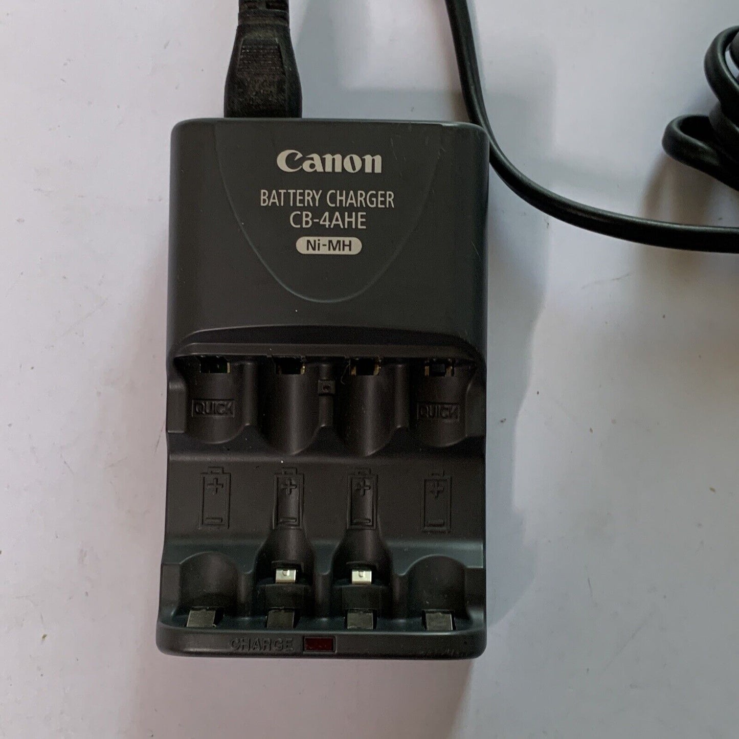 Canon CB-4AHE Battery Charger AA & AAA NI-MH 100-240V