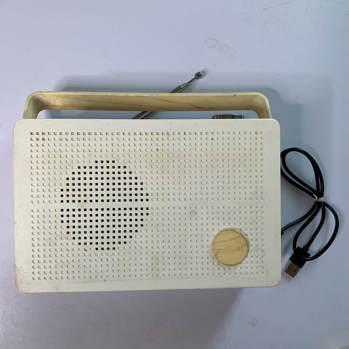 Audiosonic Mantle DAB+ Portable Digital Radio DS446+