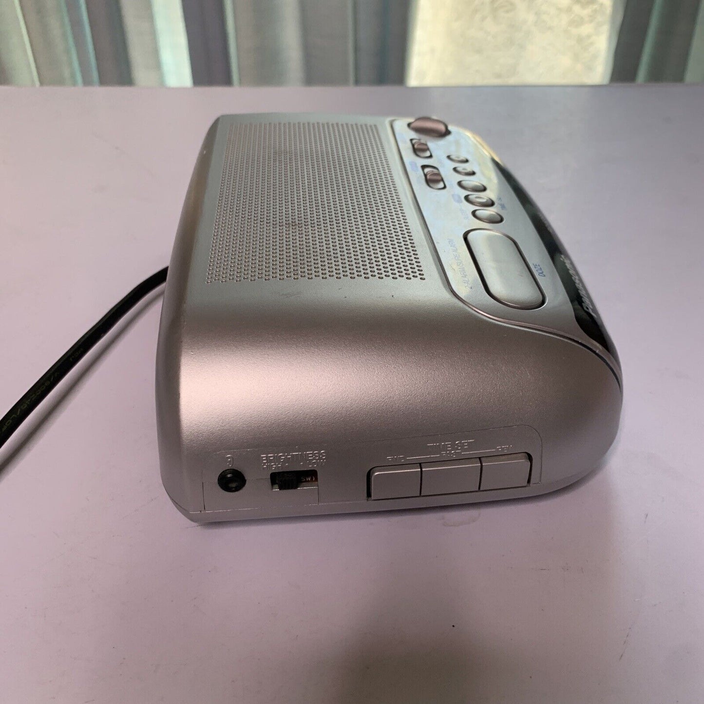 Panasonic RC-6299 Alarm Clock Radio AM/FM Snooze Digital Silver