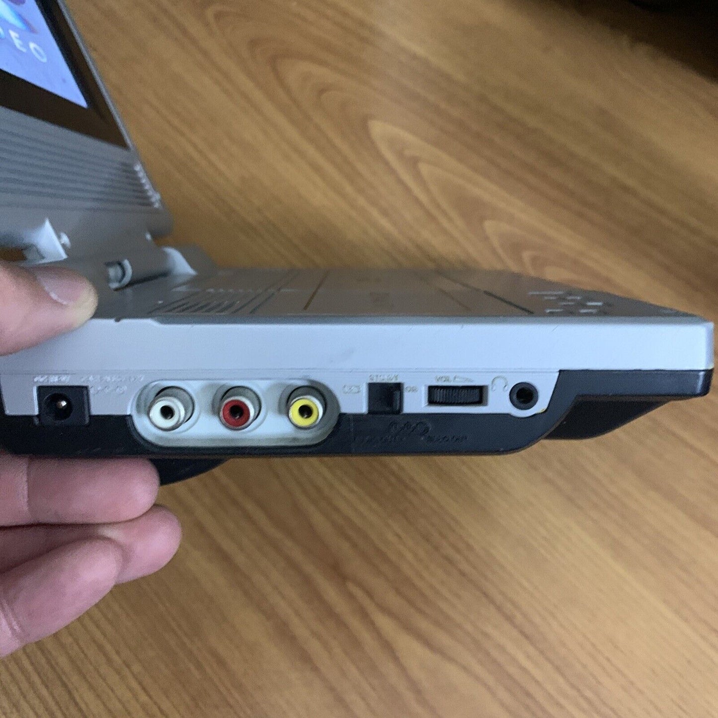 Audiosonic 14cm Portable DVD Player KM1356 *Cannot Read DVD Disc