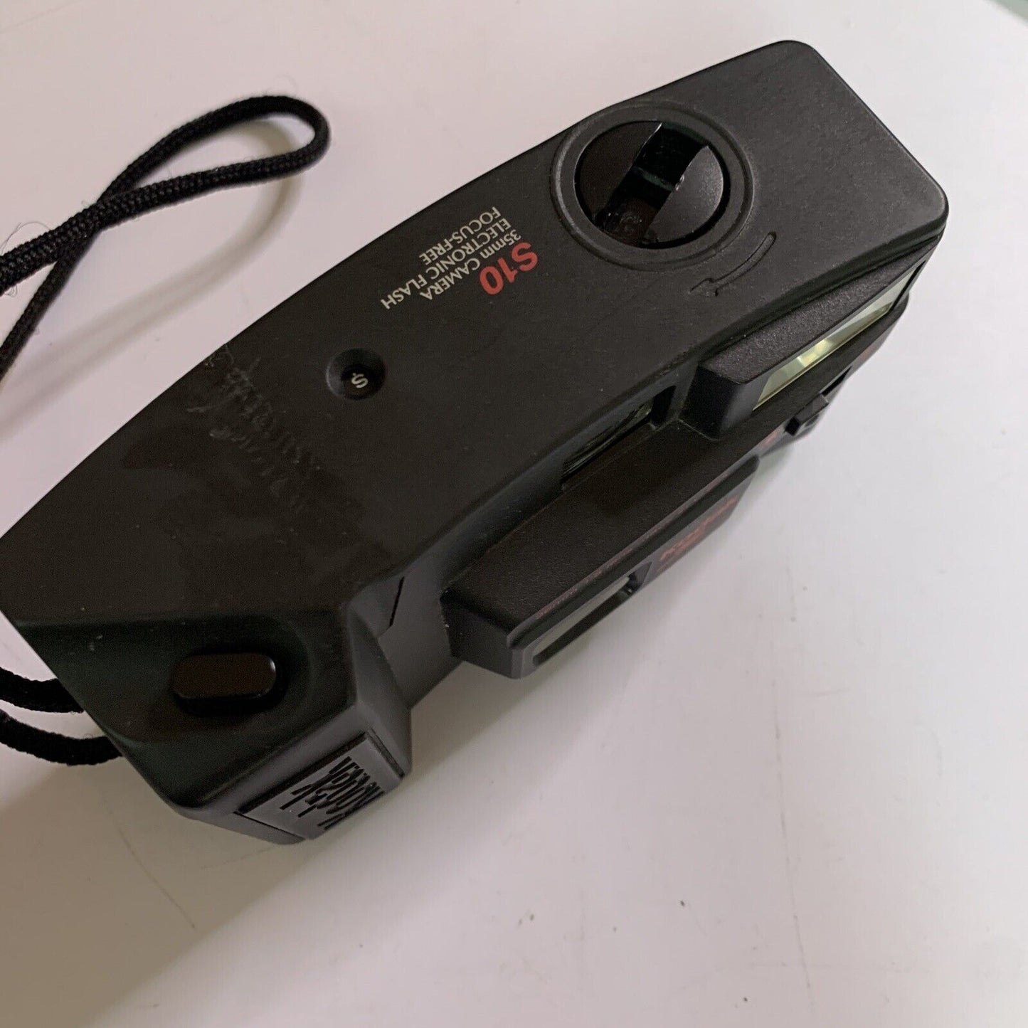 Kodak S10 35mm Film Camera Point & Shoot Compact *Stuck shutter For Parts