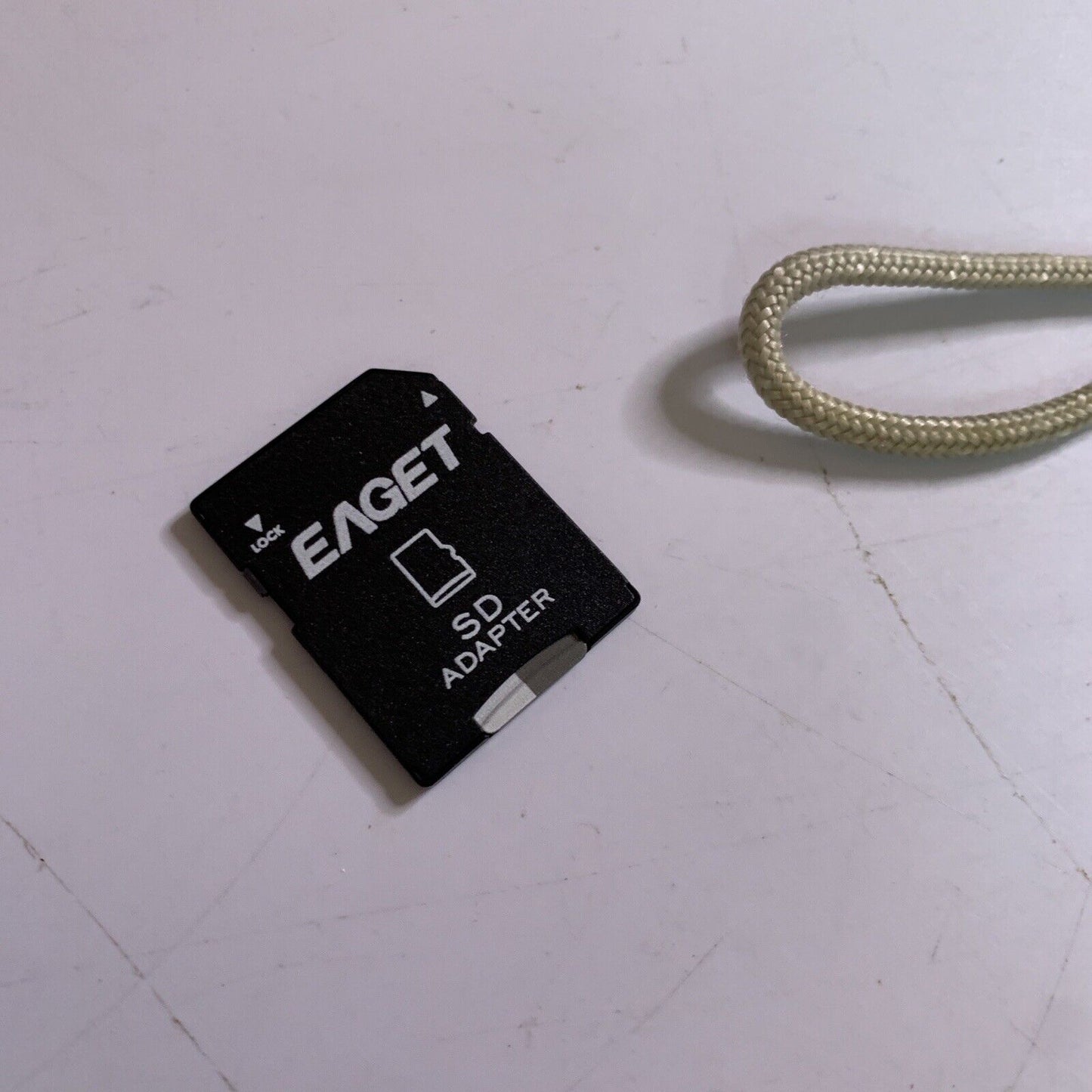 Canon PowerShot SX1 IS 10.0 MP Digital Camera 20x Optical Zoom Flash