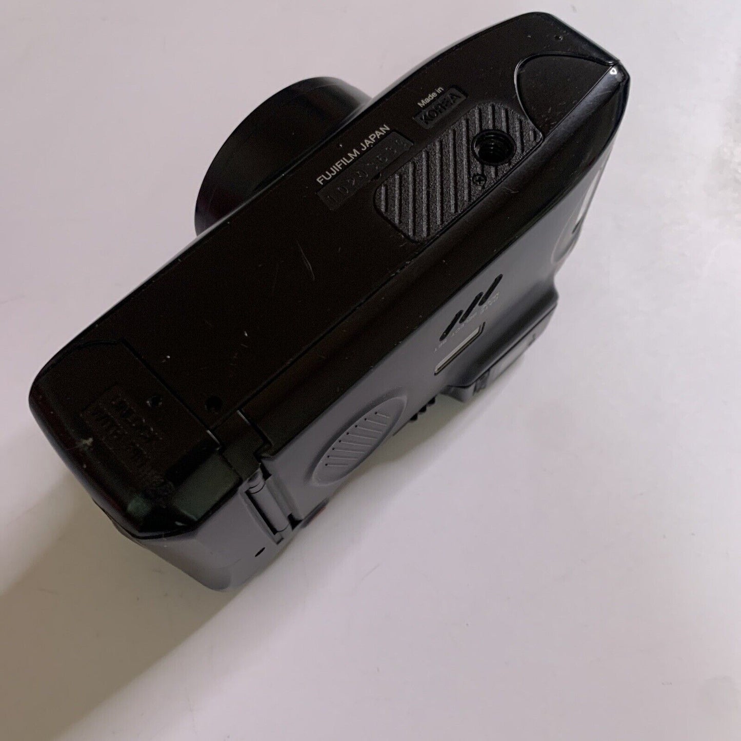 Fuji Zoom Cardia Super 115 35mm Film Camera with Flash F/6.3-12.7 38-115mm Lens