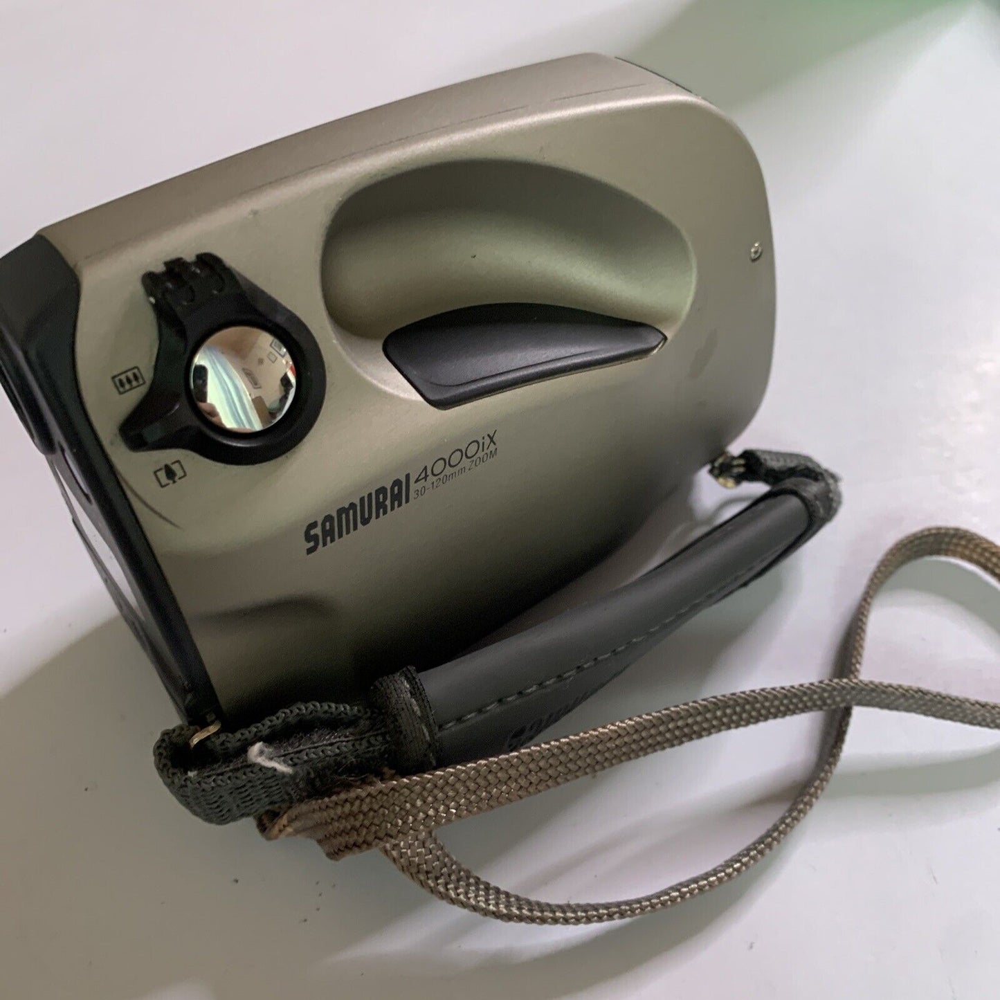 Kyocera Samurai 4000iX 30-120mm Zoom APS Film Camera