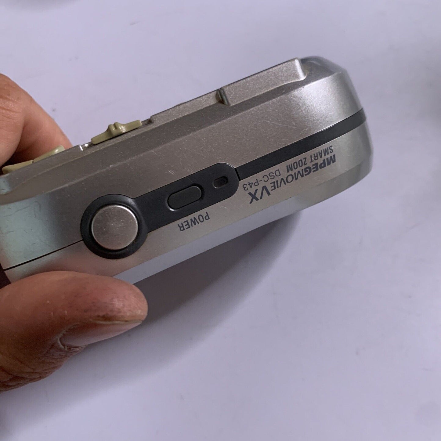 Sony Cybershot DSC-P43 4.1 MP Digital Camera *For Parts Or Repair Display Issue