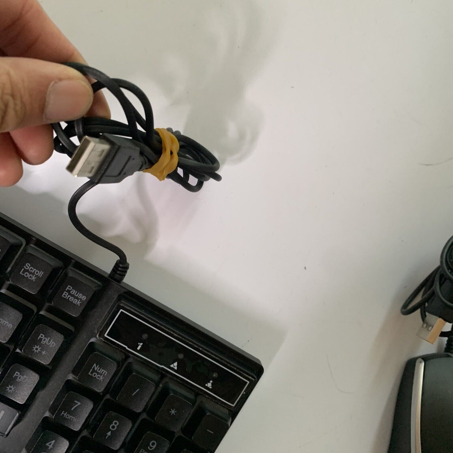 Marvel Spiderman Illuminated Full Size Gaming Keyboard & Mouse MV-6000-SM