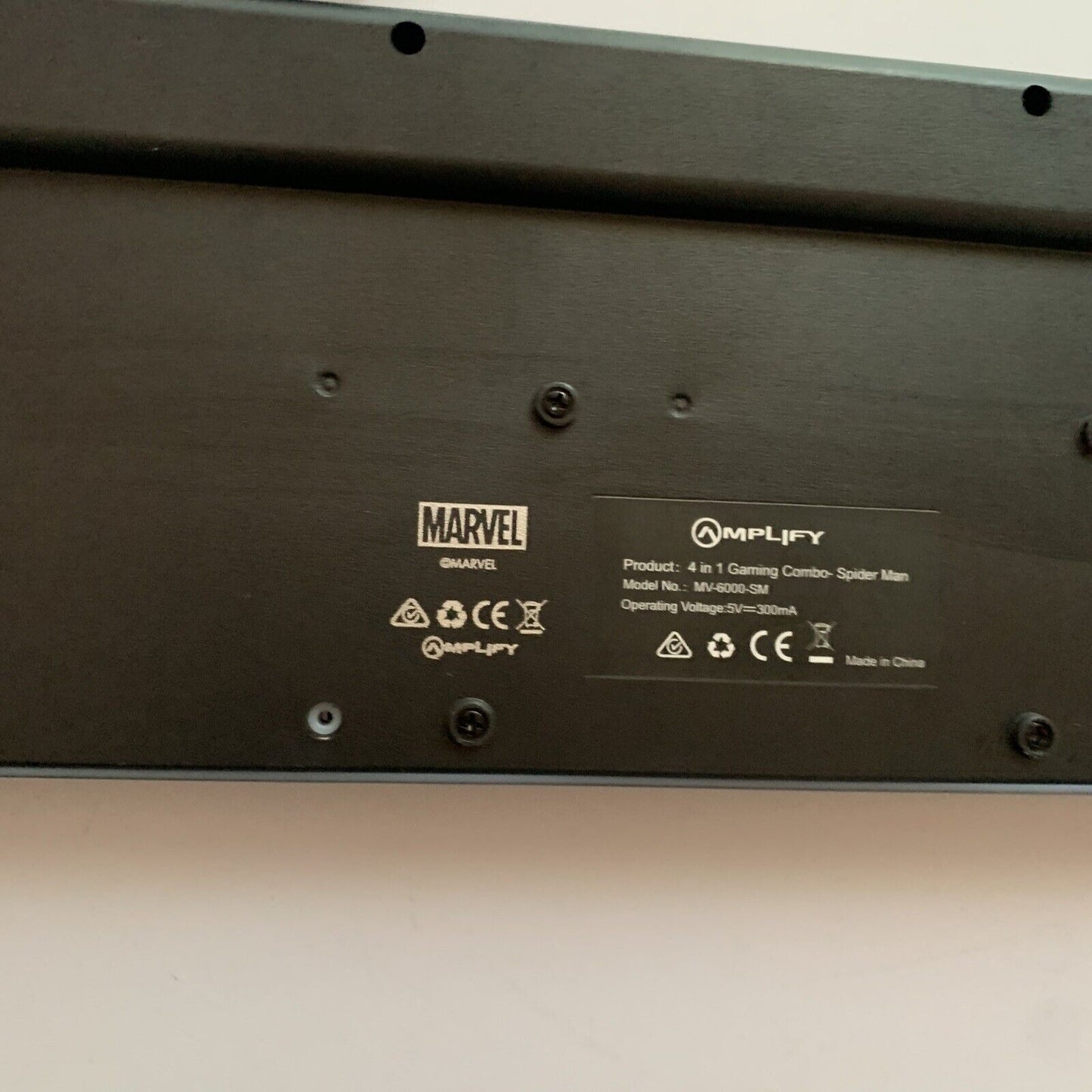 Marvel Spiderman Illuminated Full Size Gaming Keyboard & Mouse MV-6000-SM