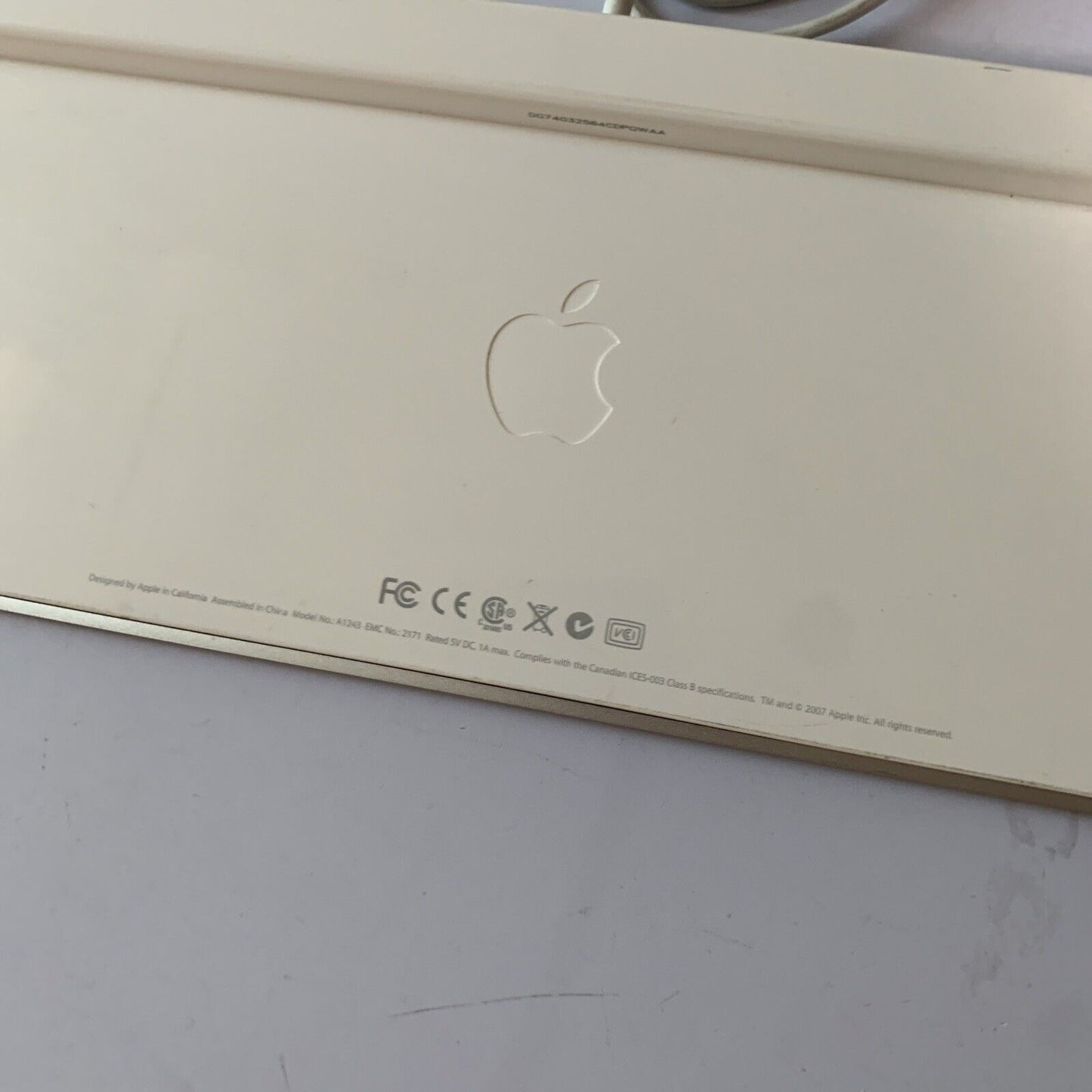 Genuine Apple Aluminum Keyboard with Numeric Keypad MB110LL/B A1243