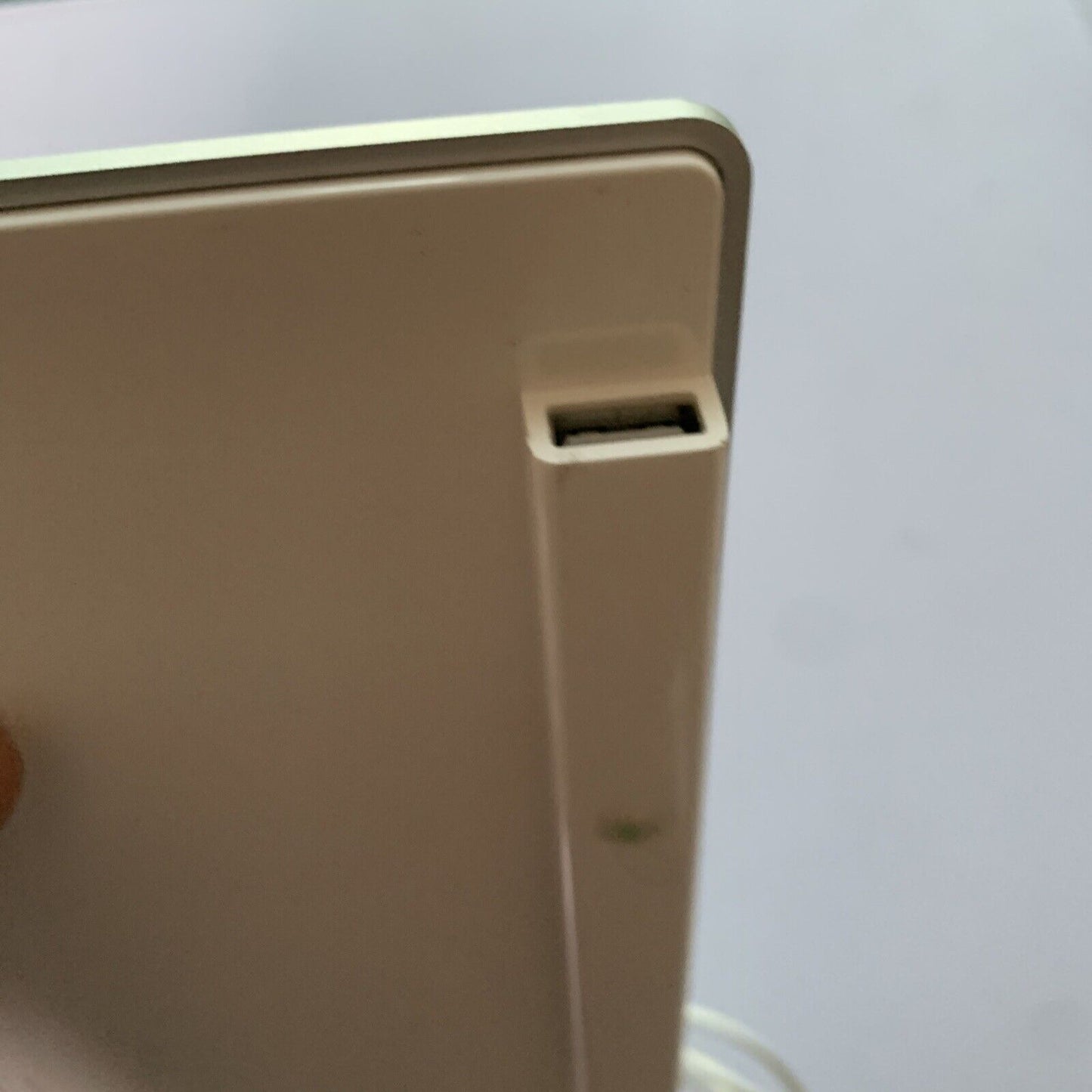 Genuine Apple Aluminum Keyboard with Numeric Keypad MB110LL/B A1243